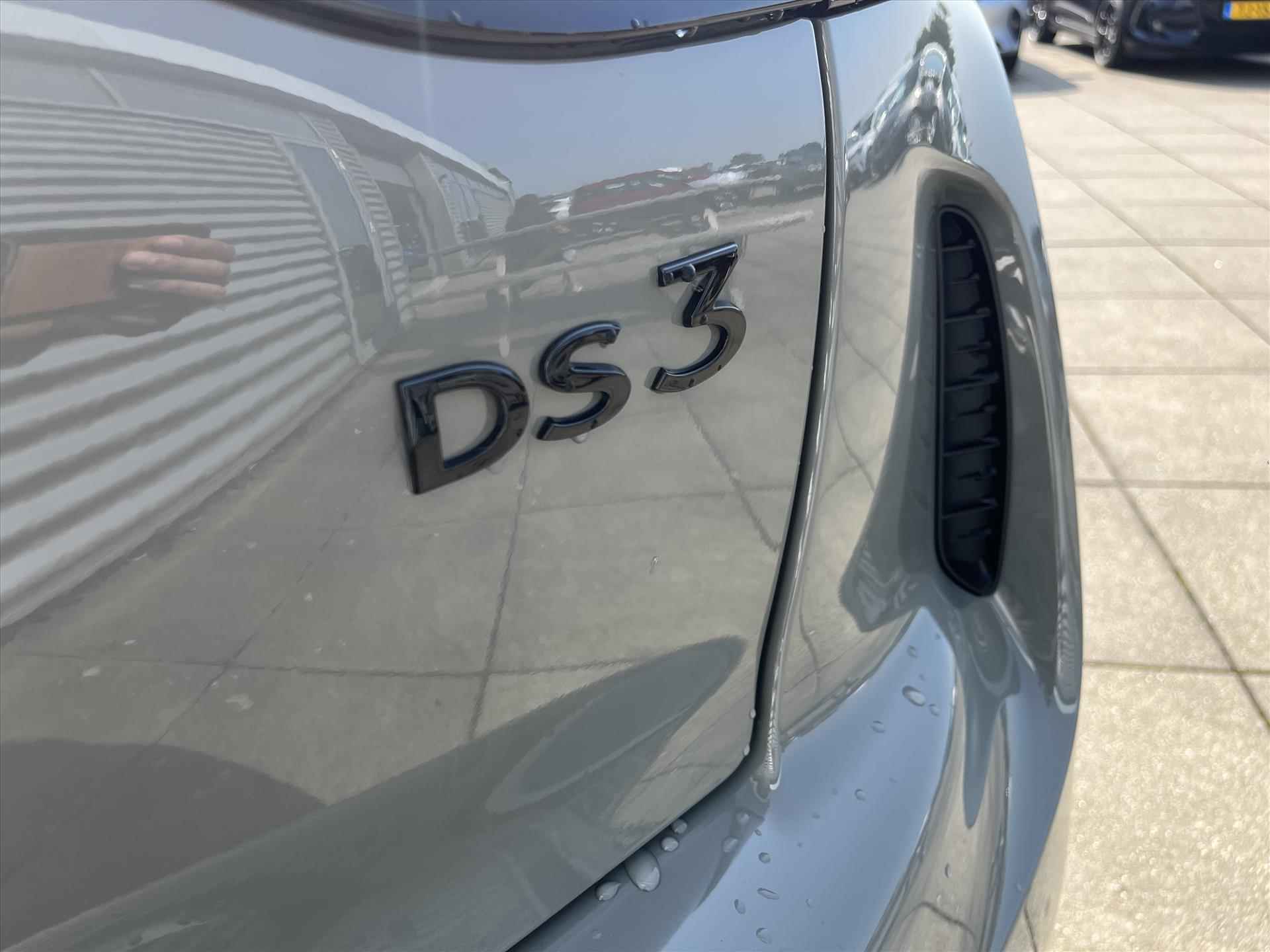 DS Ds 3 1.2 Hybrid 136pk Automaat Performance Line Navigatie/Climate/Camera - 18/25