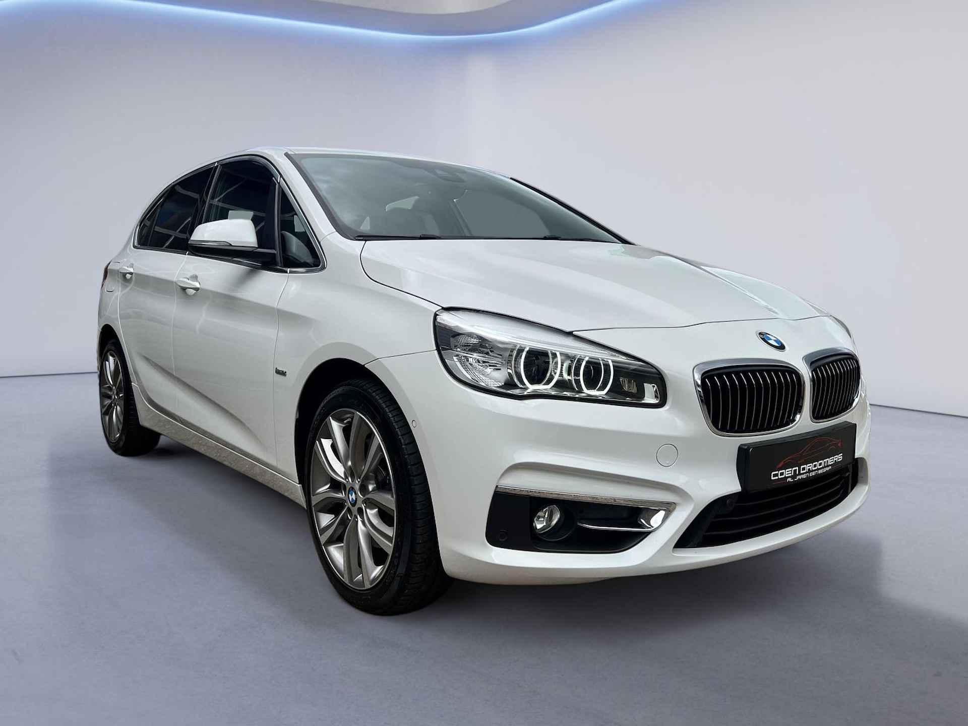 BMW 2-serie Active Tourer 220i Luxury /Apple Carplay/Elek. klep/Leder sportstoelen/Parkeersens. V + A/Stoelverw./Keyless/(MET GARANTIE*) - 7/49