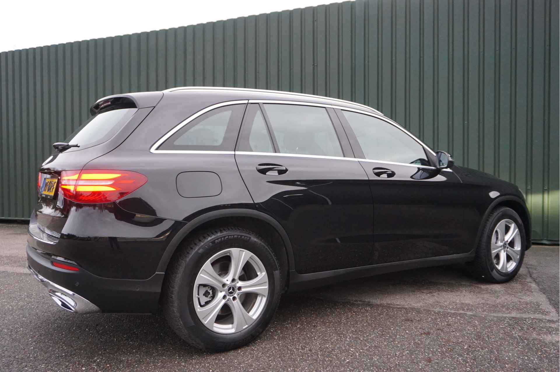 Mercedes-Benz GLC 220d 4MATIC Premium Plus + Panoramadak/ Navi/ Cruise/ Schitterend/ Garantie! - 4/46