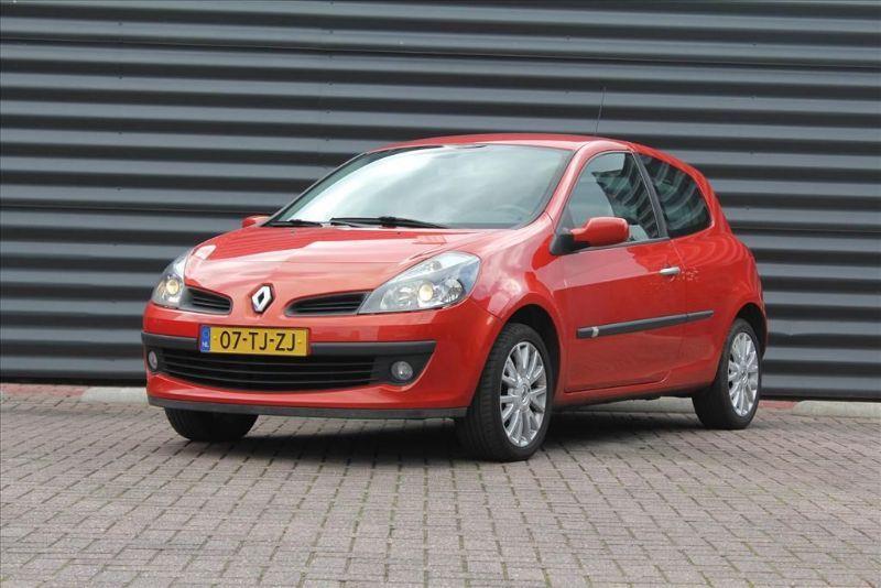 Renault Clio 1.6 16V 82KW | DYNAMIQUE | AIRCO | IN NIEUWSTAAT |