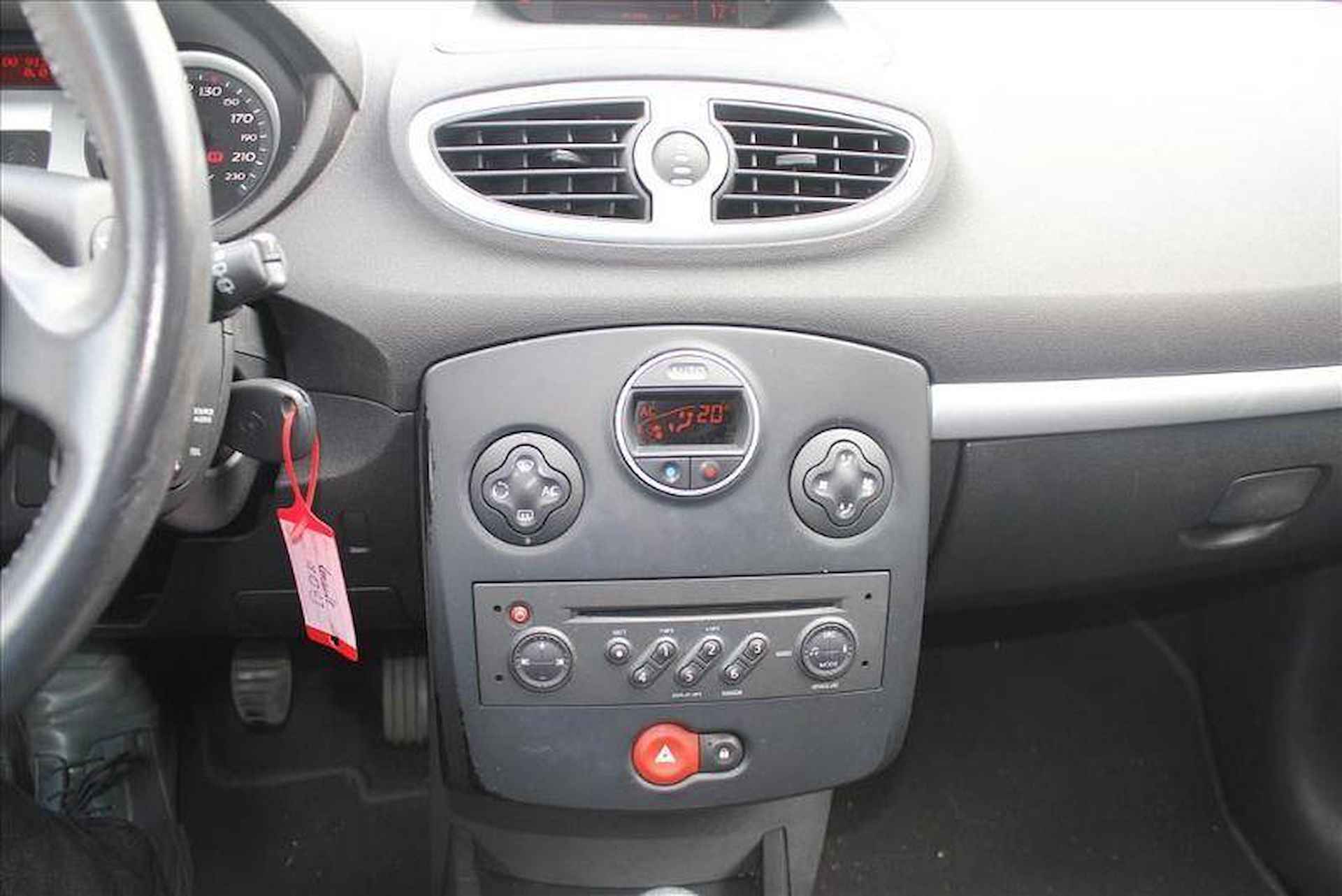Renault Clio 1.6 16V 82KW | DYNAMIQUE | AIRCO | IN NIEUWSTAAT | - 9/16
