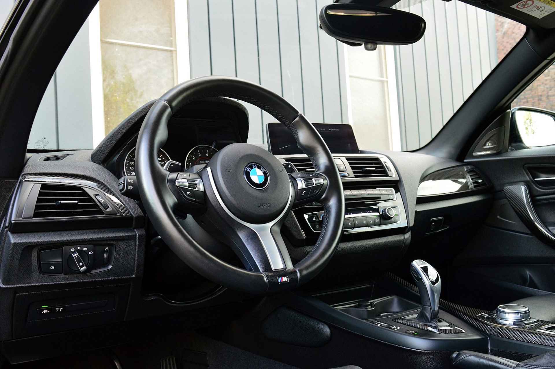 BMW 2 Serie Cabrio M235i Centennial High Executive Rijklaarprijs-Garantie Leder 19 inch navigatie Herman Kardon Airco - 14/46