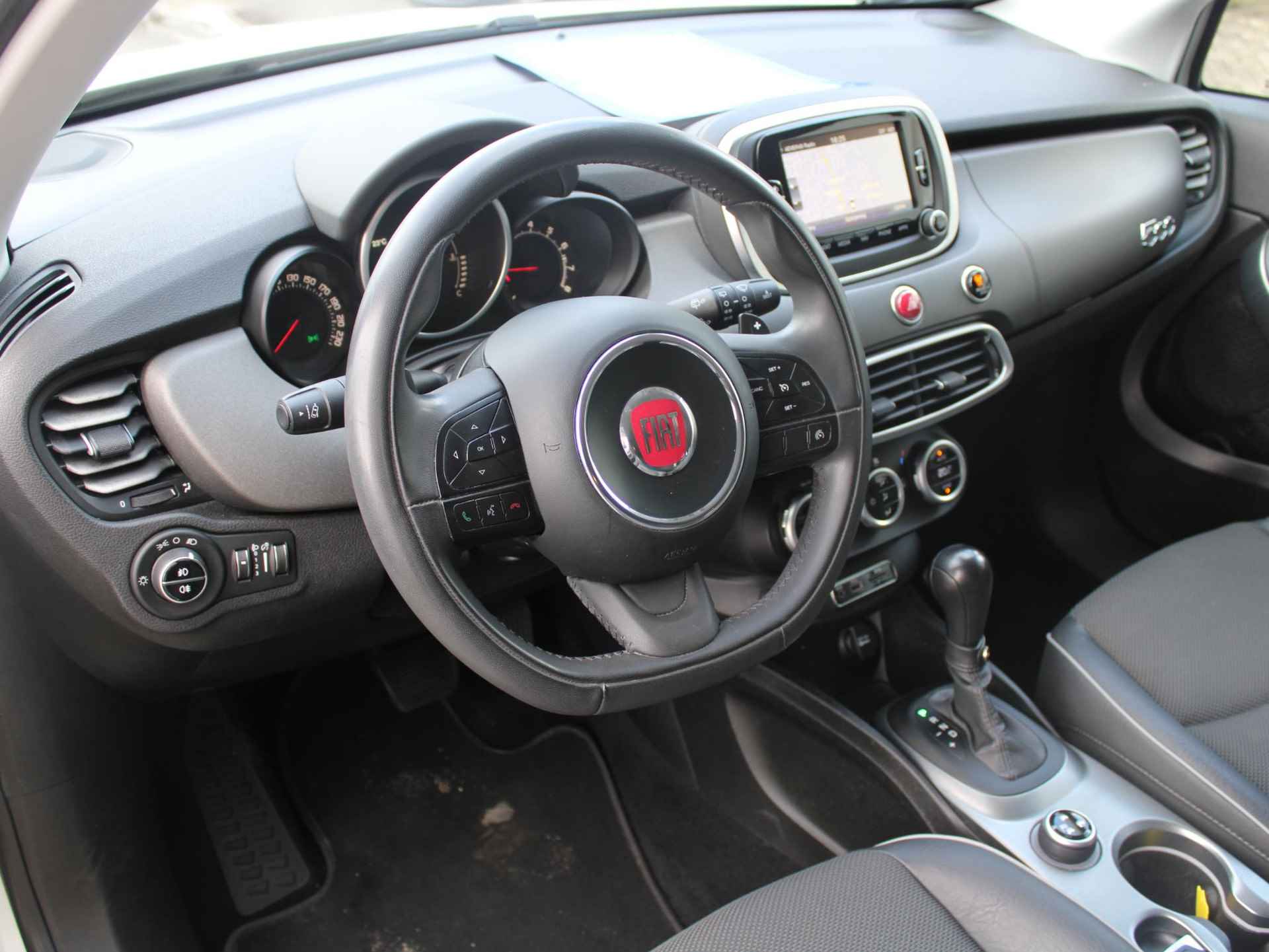 Fiat 500 X 1.4 Turbo MultiAir Lounge | NAVIGATIE | ACHTERUITRIJCAMERA | DEALER ONDERHOUDEN | - 16/20