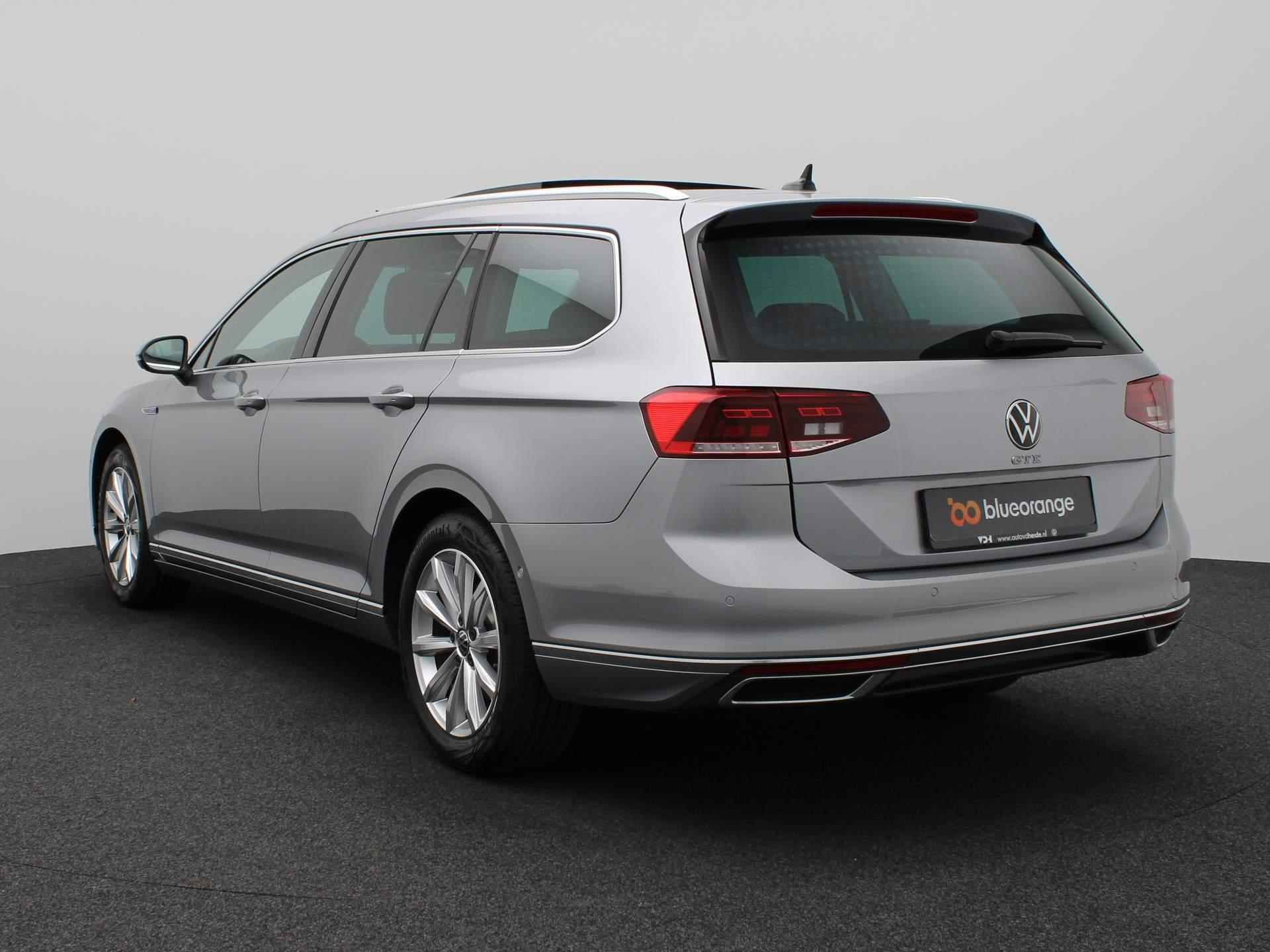 Volkswagen Passat Variant 1.4 TSI PHEV GTE 218PK DSG Panoramadak, 360 gr. camera, stoelverwarming, Discover Pro, virtual pedal, keyless, 17'' lichtmetaal - 10/51