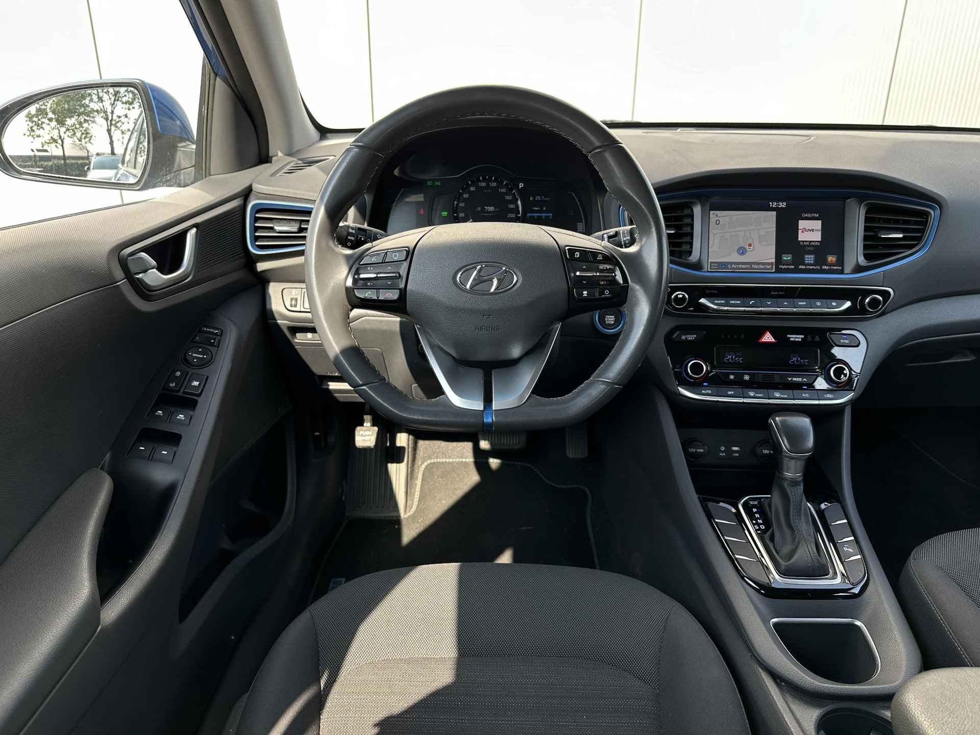 Hyundai IONIQ 1.6 GDi Comfort / Navigatie / Infinity Audio / Achteruitrijcamera / All Seasonbanden / Climate / Adaptive Cruise / 1e Eigenaar / NL Auto / - 13/47