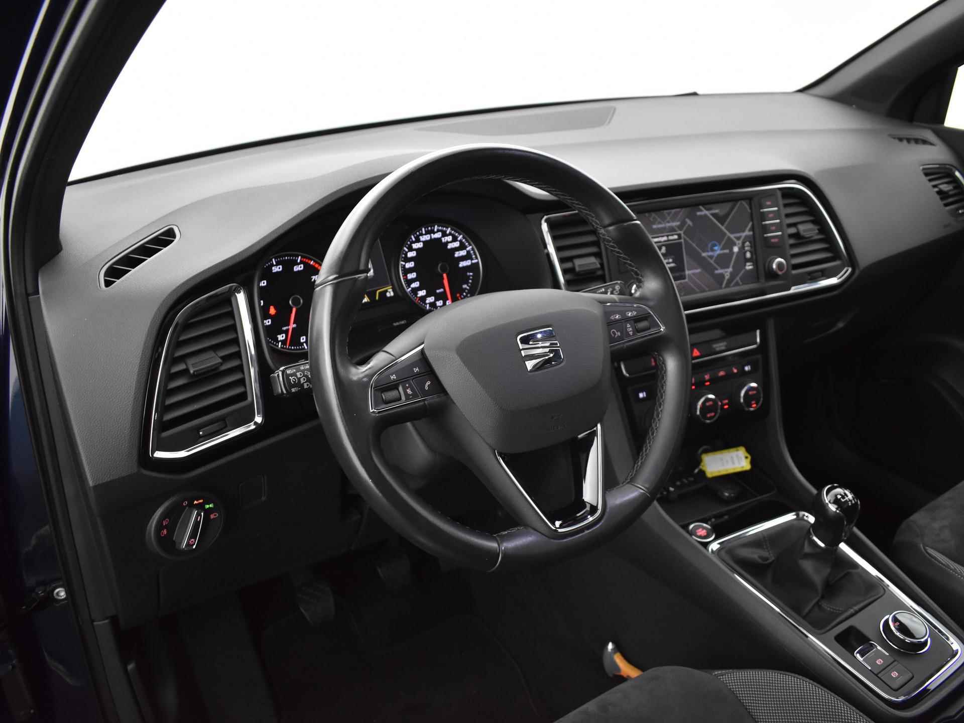 SEAT Ateca 1.4 EcoTSI 150pk Xcellence · Panoramadak · Camera · Keyless · Inklap. Trekhaak · Stoelverwarming · 18"Velgen · Navigatie · Apple/Android Car Play · - 13/36