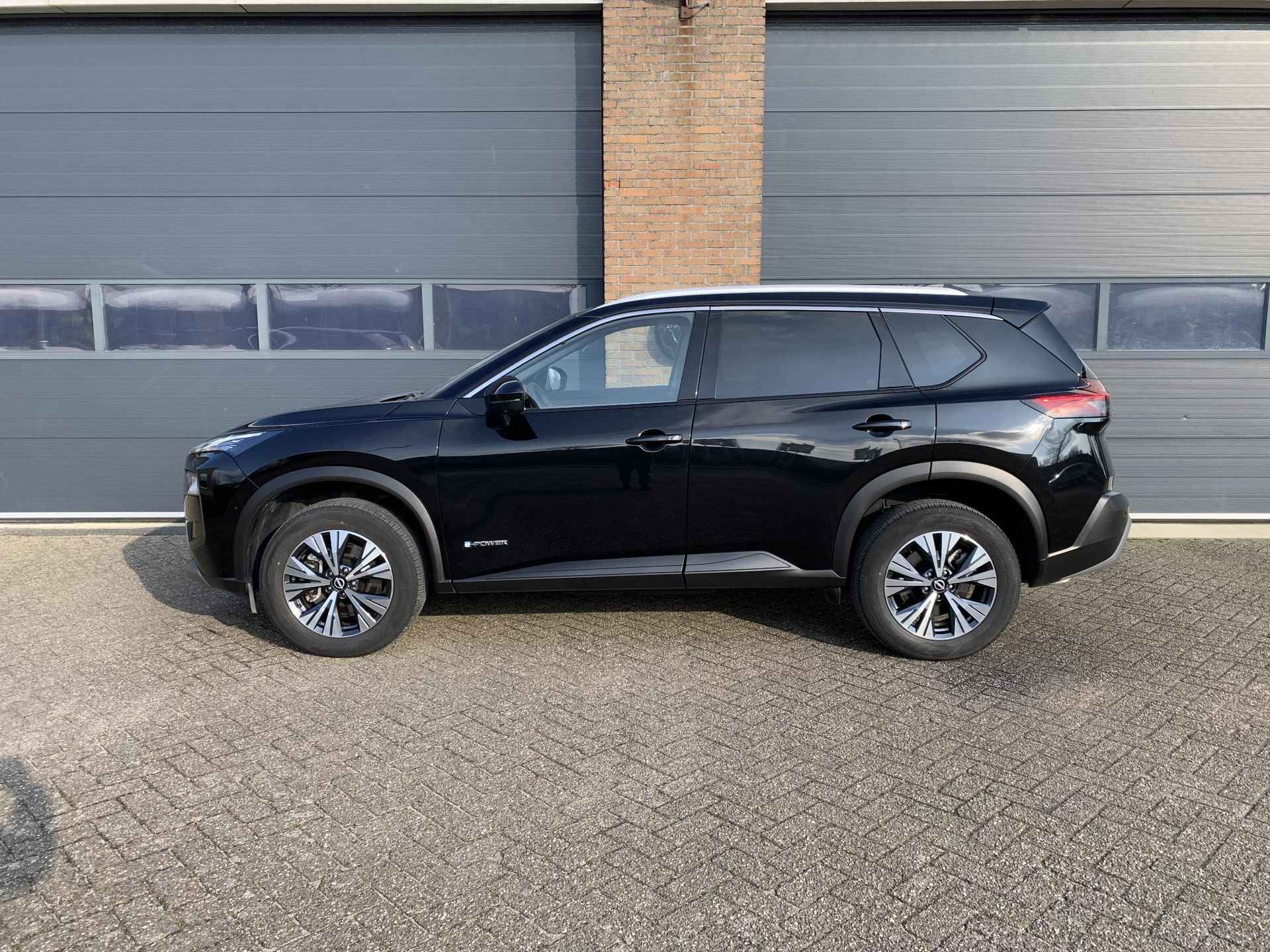 Nissan X-Trail 1.5 e-Power N-Connecta Panoramadak | Keyless entry | 360° Camera | Dodehoekdetectie - 2/29