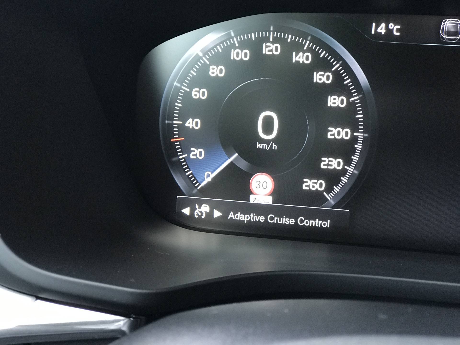 Volvo XC60 2.0 T4 Momentum Automaat | Rijklaar incl 12 mnd Bovag | Adaptieve cruise control Navigatie Blis - 15/36