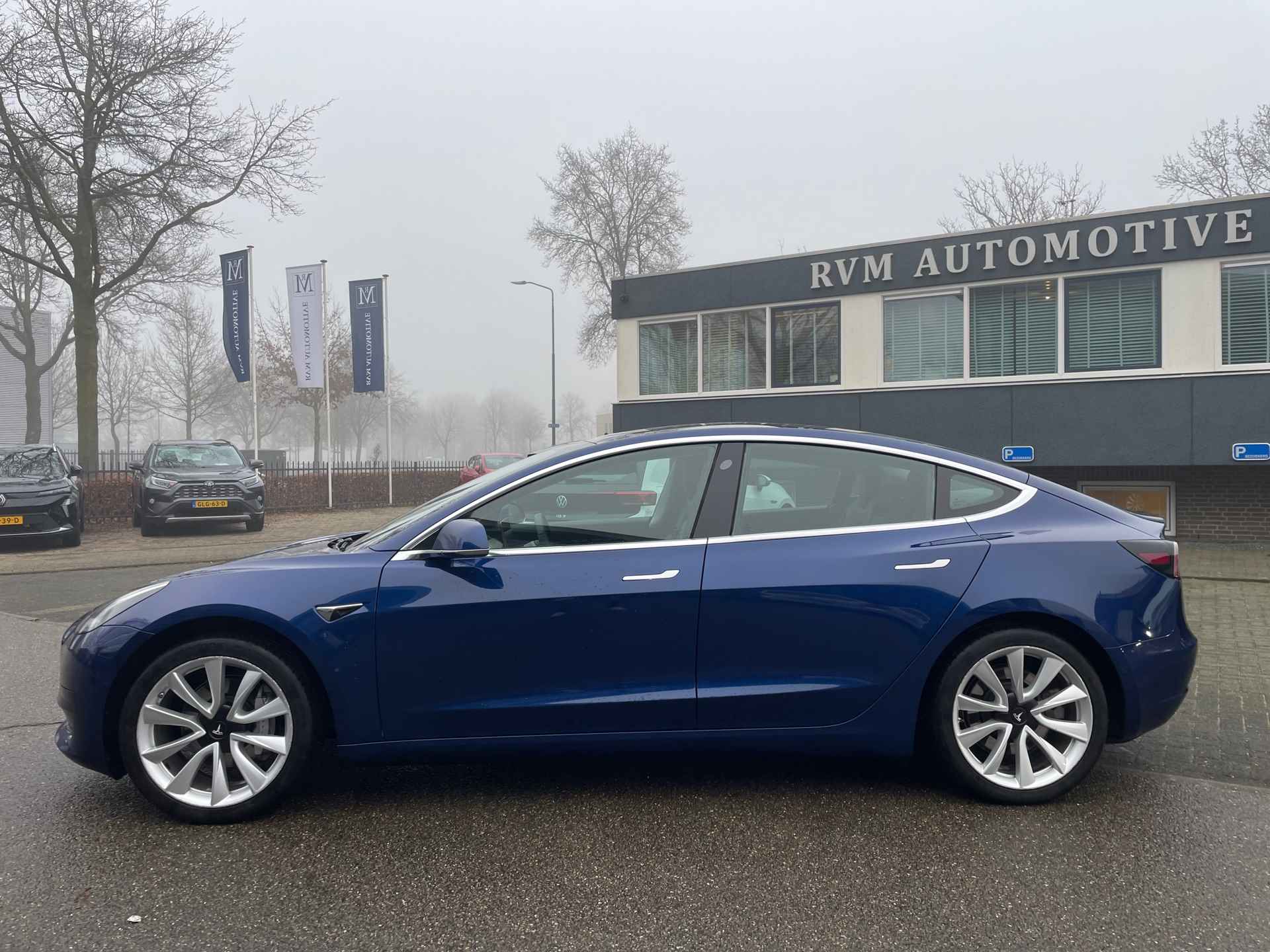 Tesla Model 3 Standard RWD Plus 60 kWh RIJKLAARPRIJS INCL. 12MND BOVAG - 2/19