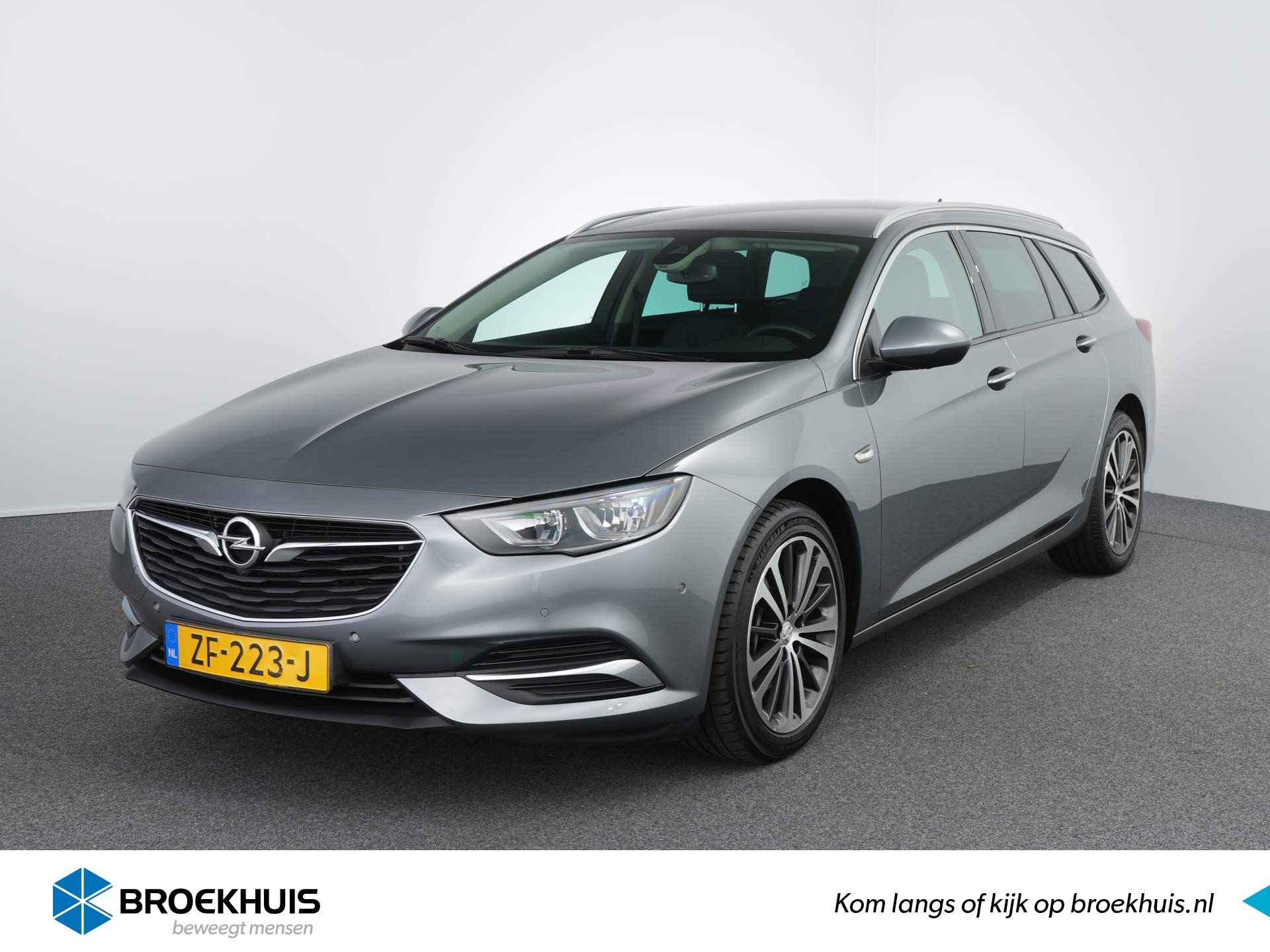 Opel Insignia Sports Tourer 1.6 Turbo Business Executive 200PK | Origineel Nederlands | Dealer onderhouden | - 1/39