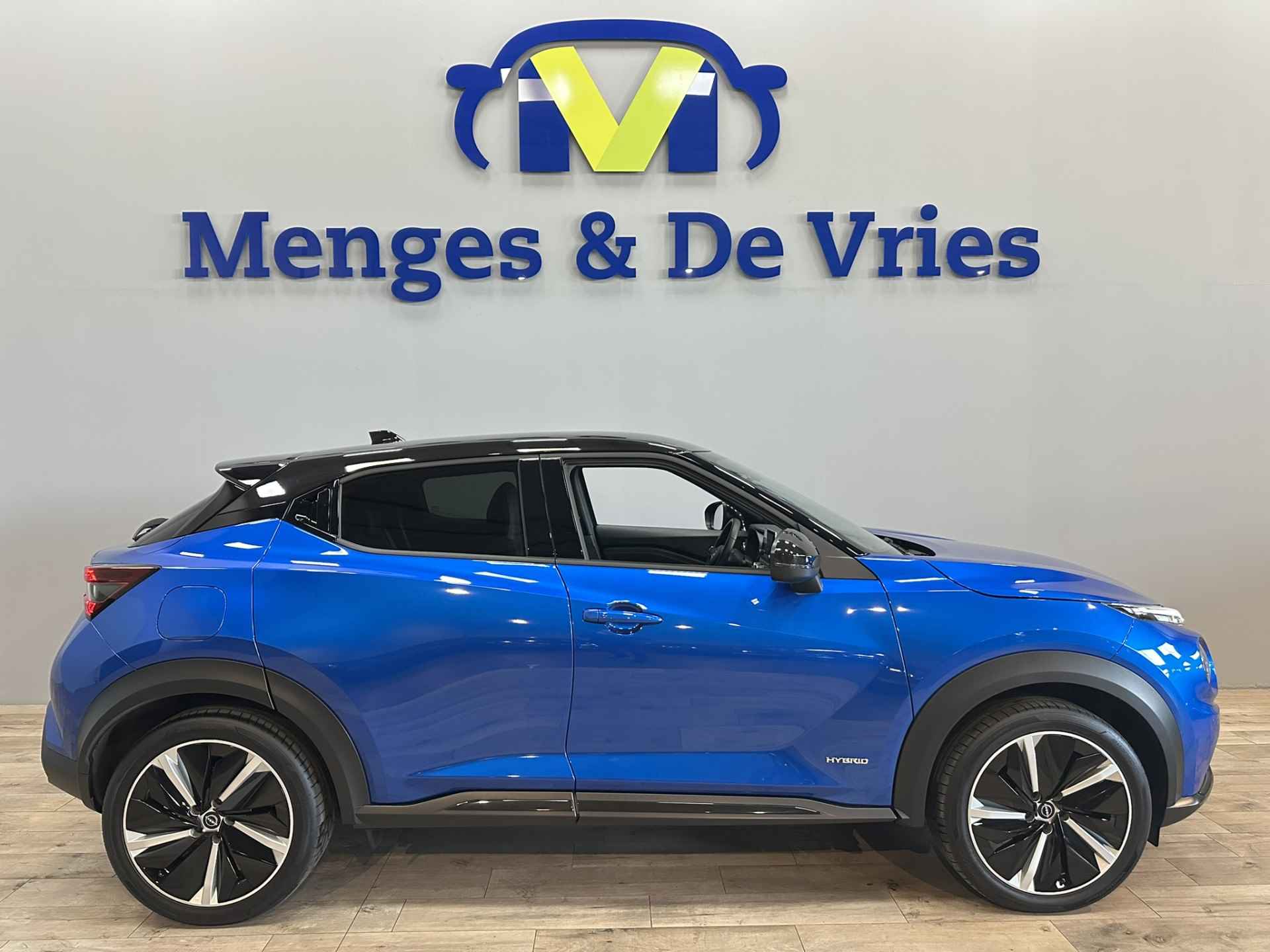 Nissan Juke 1.6 Hybrid N-Design Airco ECC | LED | Trekhaak | 19" Velgen | Camera | DAB | Cruise Control | Apple Carplay Android Auto | Isofix | - 2/43