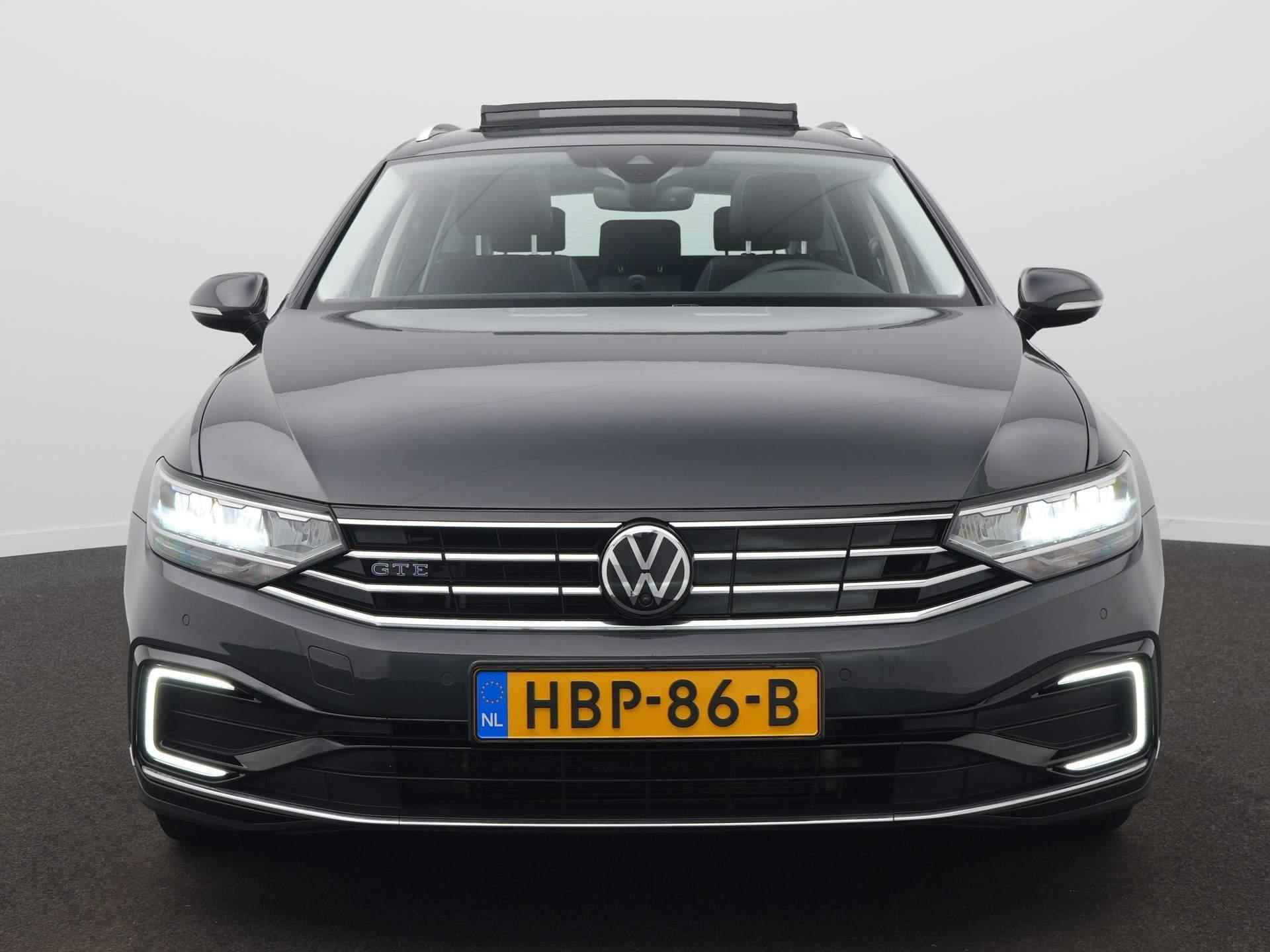 Volkswagen Passat Variant 1.4 TSI PHEV GTE Business Panoramadak / Camera / Led - 2/62