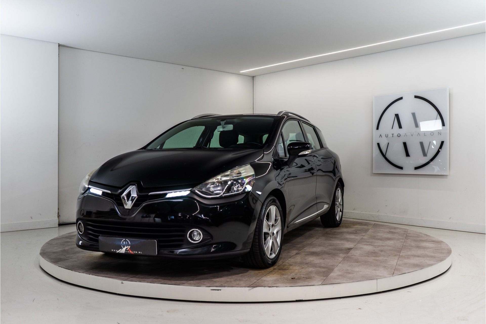 Renault Clio Estate 1.5 dCi ECO Dynamique NL AUTO+NAP 90PK | PDC | Airco | Navi | Bluetooth