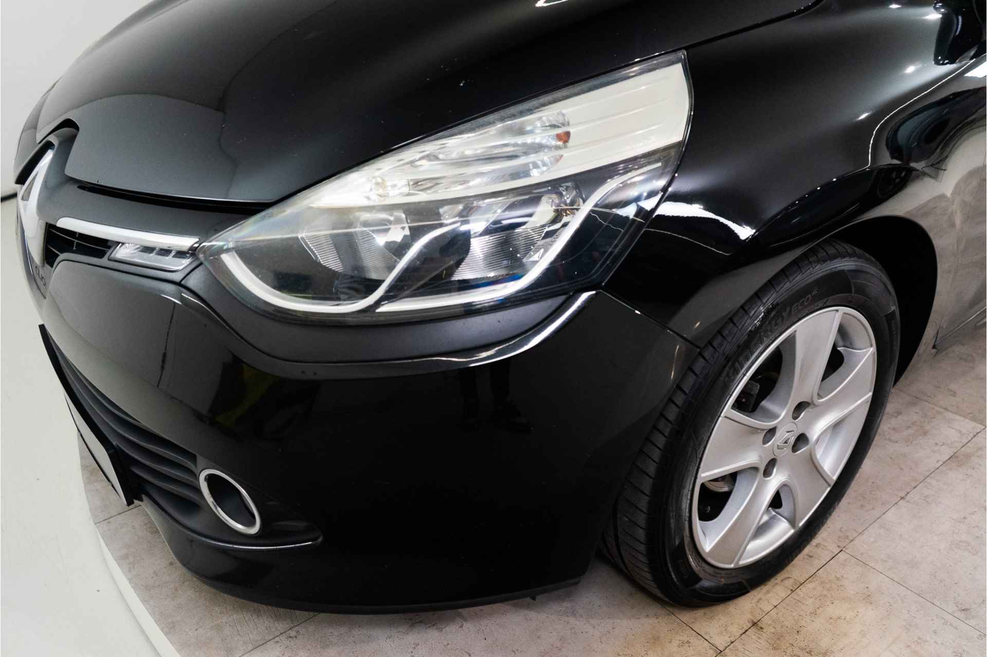 Renault Clio Estate 1.5 dCi ECO Dynamique NL AUTO+NAP 90PK | PDC | Airco | Navi | Bluetooth - 11/32