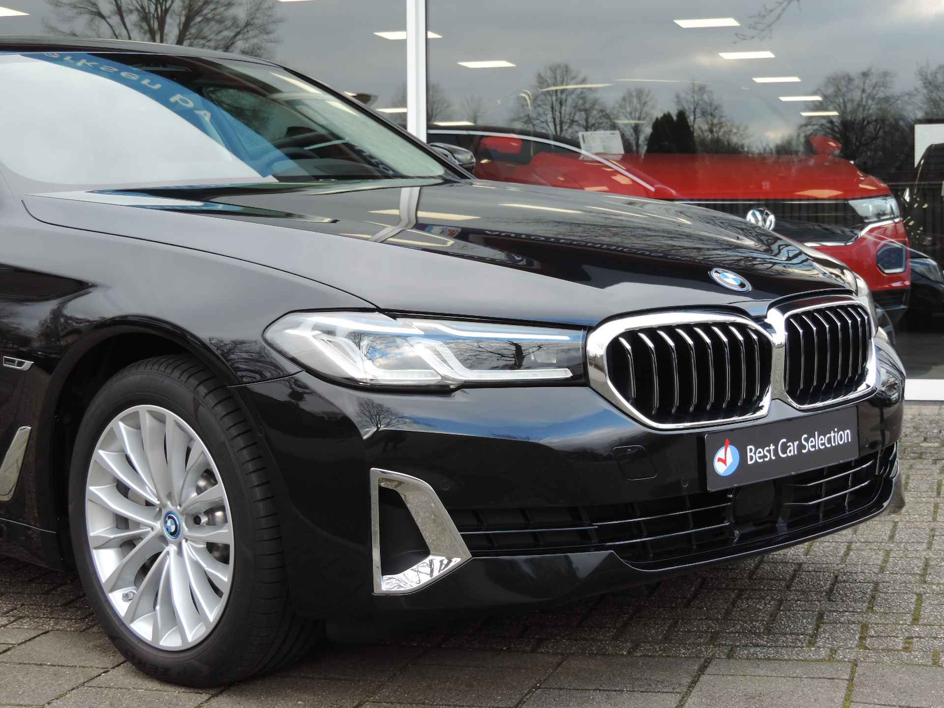 BMW 5 Serie 530e Business Edition Plus Luxery - Laserlicht | Head-up | Leer |  Driv. Ass. Prof. | Elek. stoelen/stuur/klep - 14/58