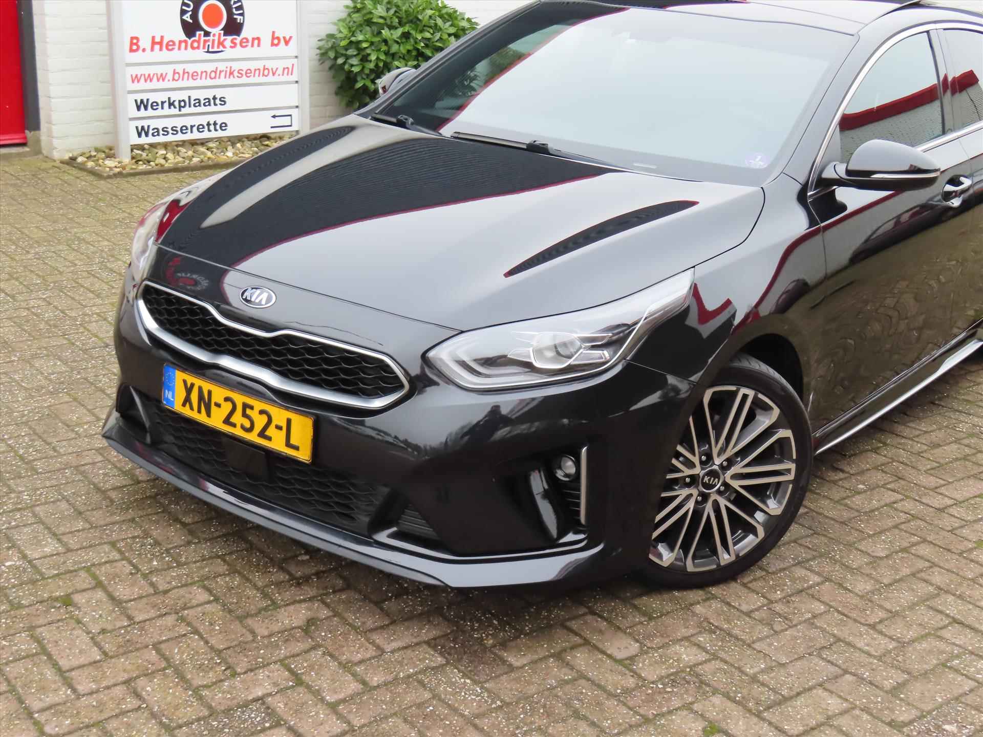 Kia Proceed 1.4 T-GDi 140pk GT-PlusLine/ Afneembare trekhaak/ 19 Inch/ Panoramadak/ Elektrisch verstelbare stoel/ JBL sound/ Apple Carplay/ Origineel NL/ NAP - 3/50