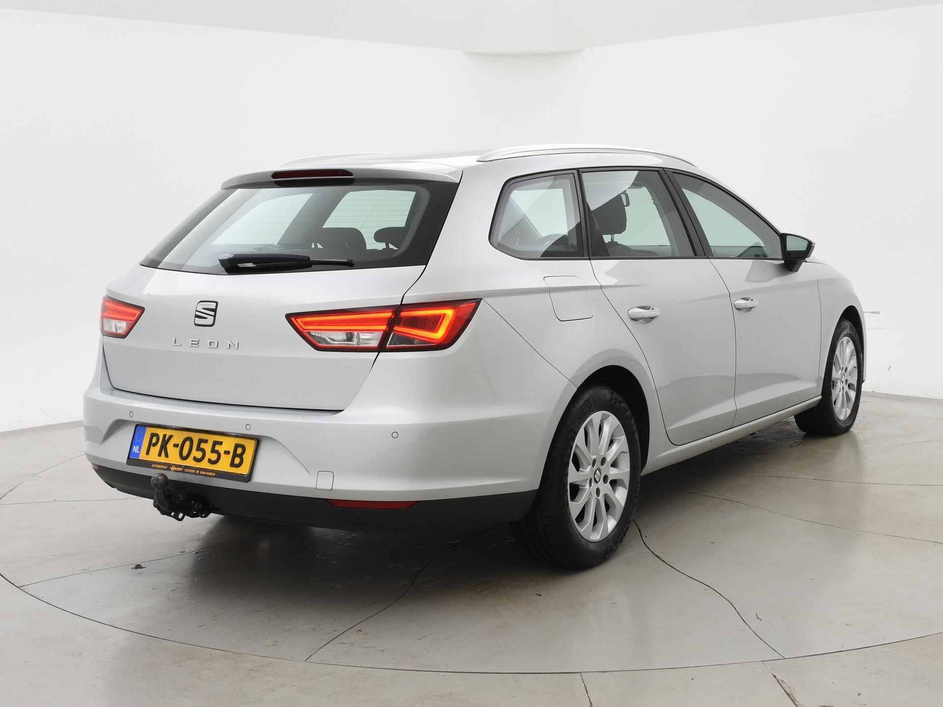 SEAT Leon ST 1.6 TDI 110 PK STYLE + TREKHAAK | NAVIGATIE | LED - 3/28