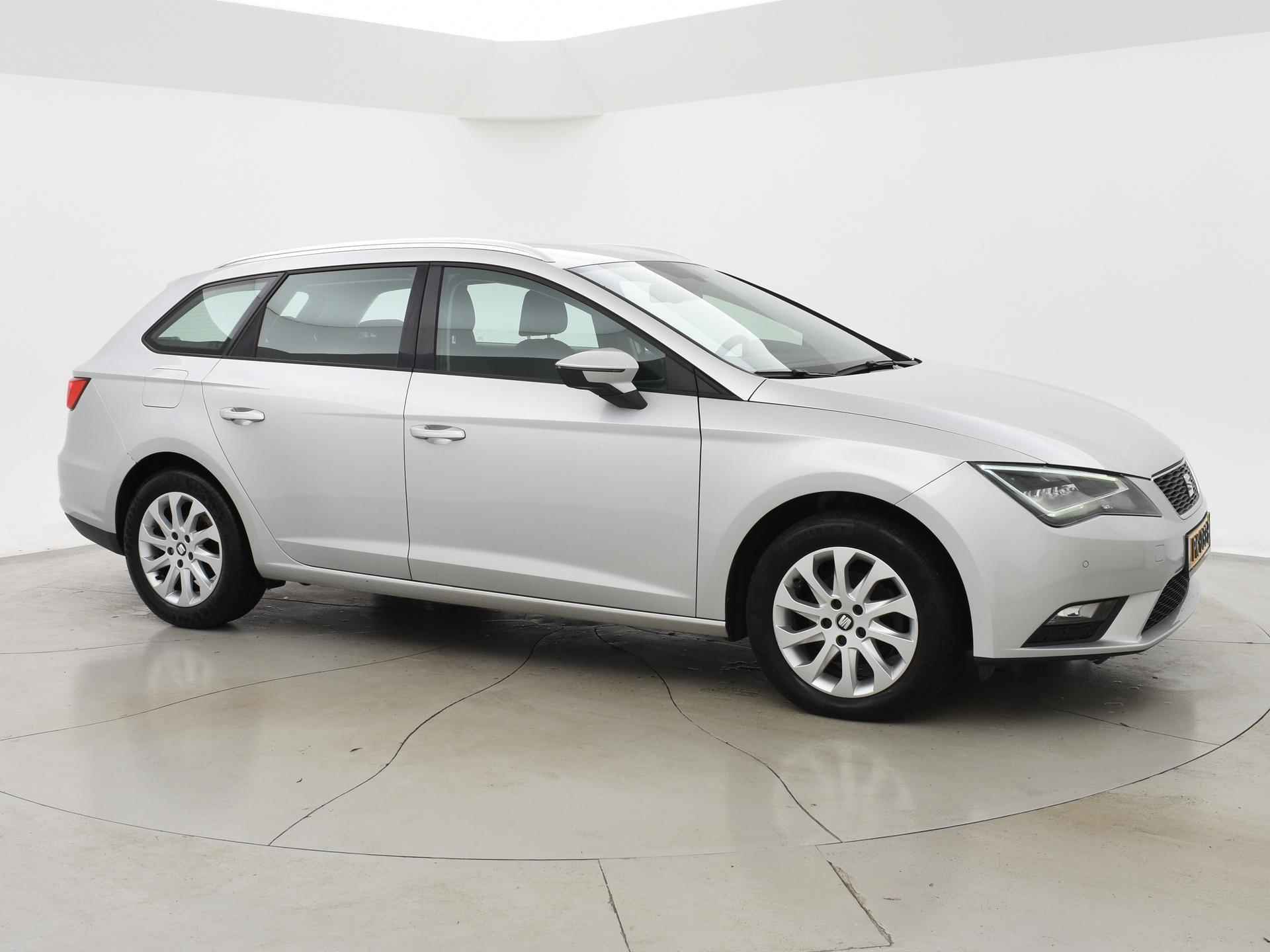 SEAT Leon ST 1.6 TDI 110 PK STYLE + TREKHAAK | NAVIGATIE | LED - 13/28