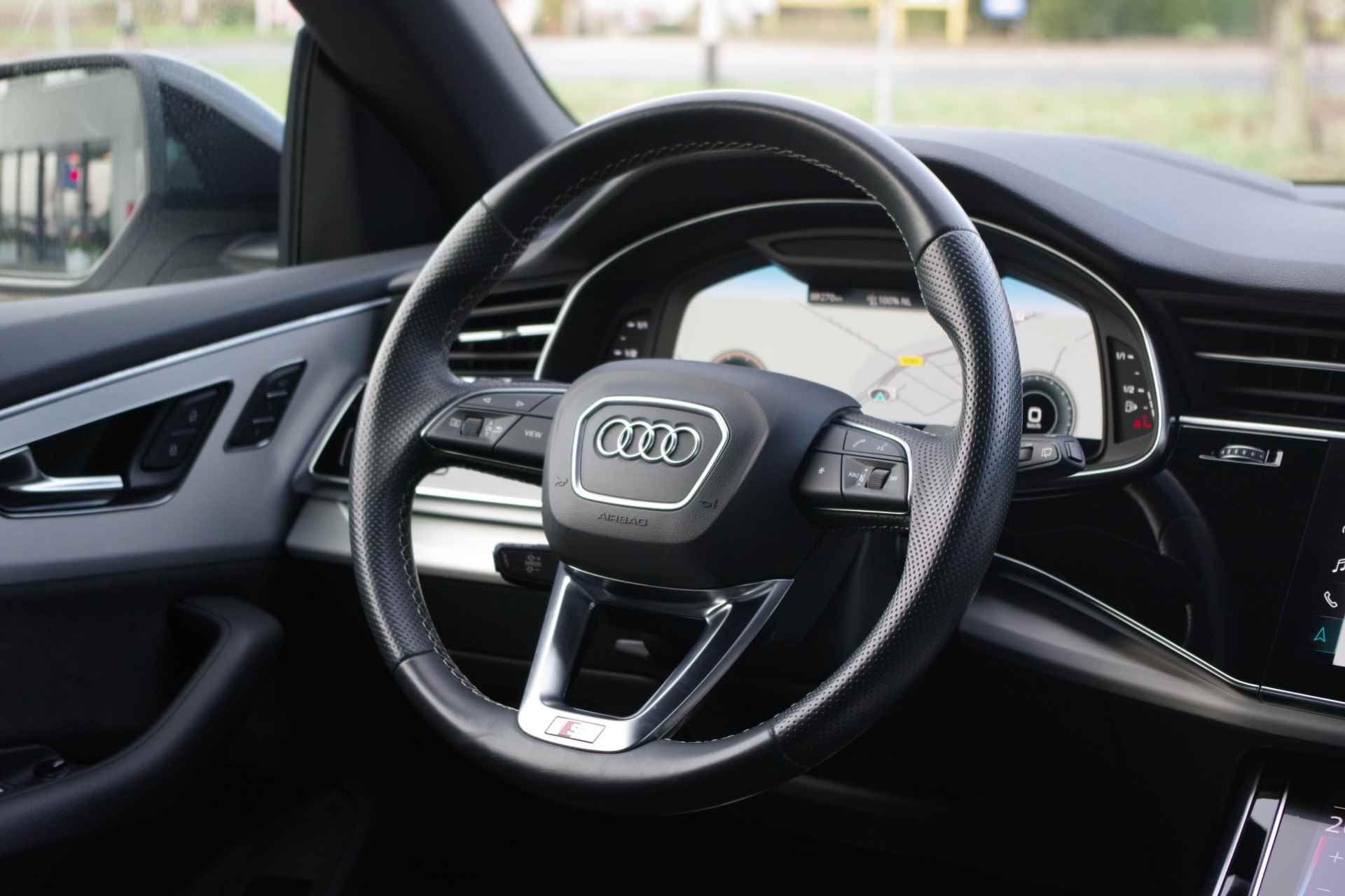 Audi Q8 60 TFSI e 463 PK Quattro Competition Plug-In Hybride, Elek. Trekhaak, Camera, Bang & Olufsen, HUD - 31/60