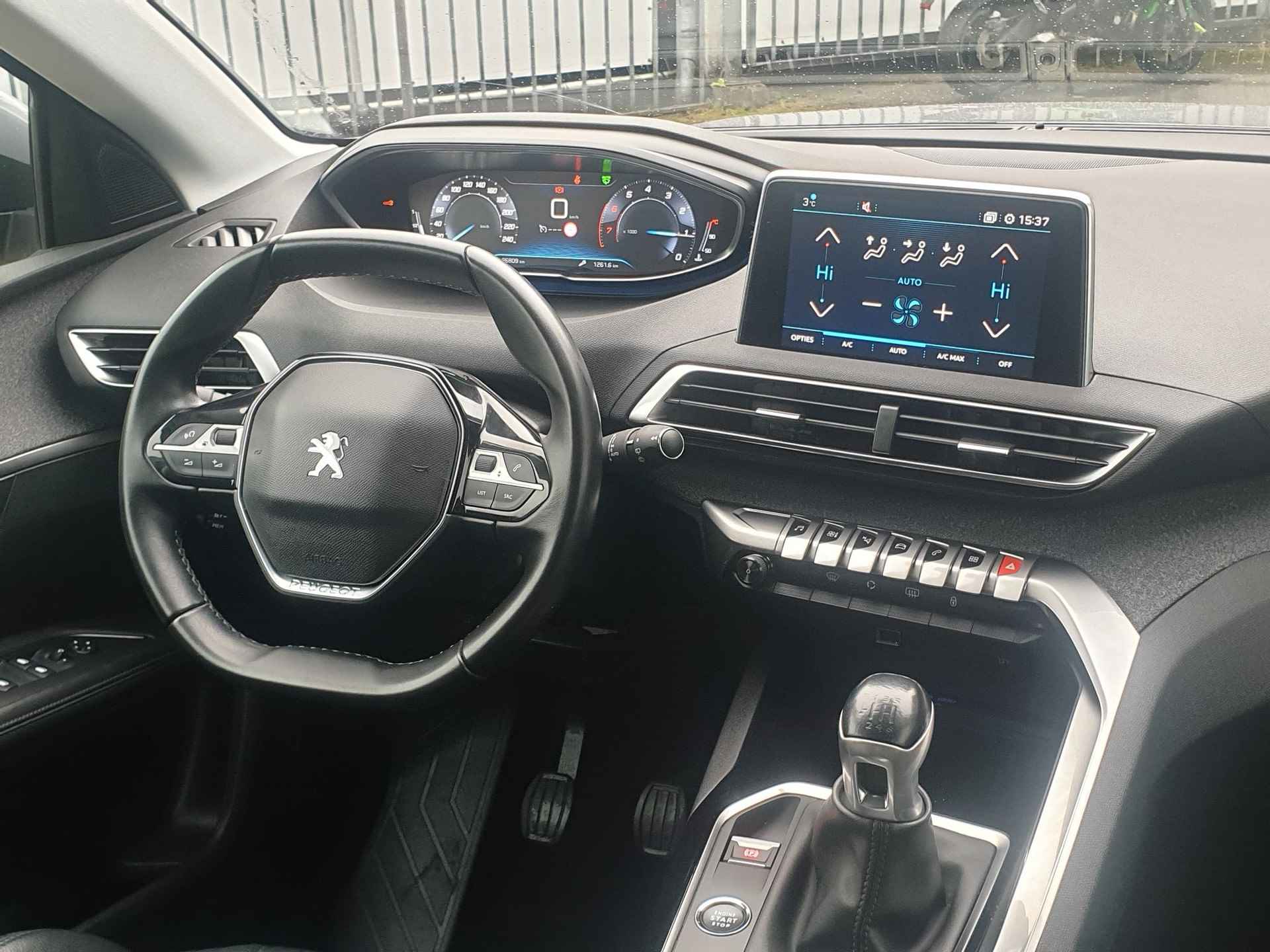 Peugeot 5008 1.2 PureTech Blue Lease Premium | Navigatie | Camera | Cruise Control - 4/45