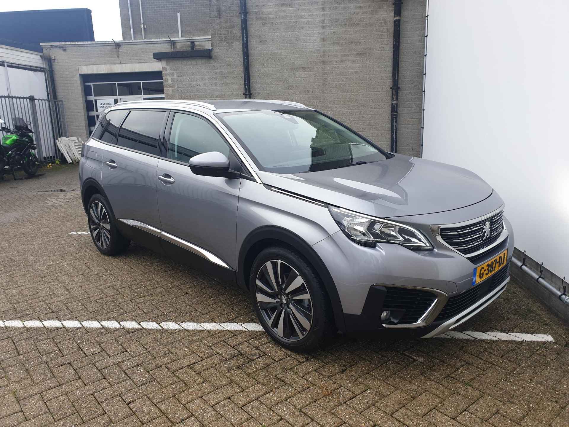 Peugeot 5008 1.2 PureTech Blue Lease Premium | Navigatie | Camera | Cruise Control - 7/45