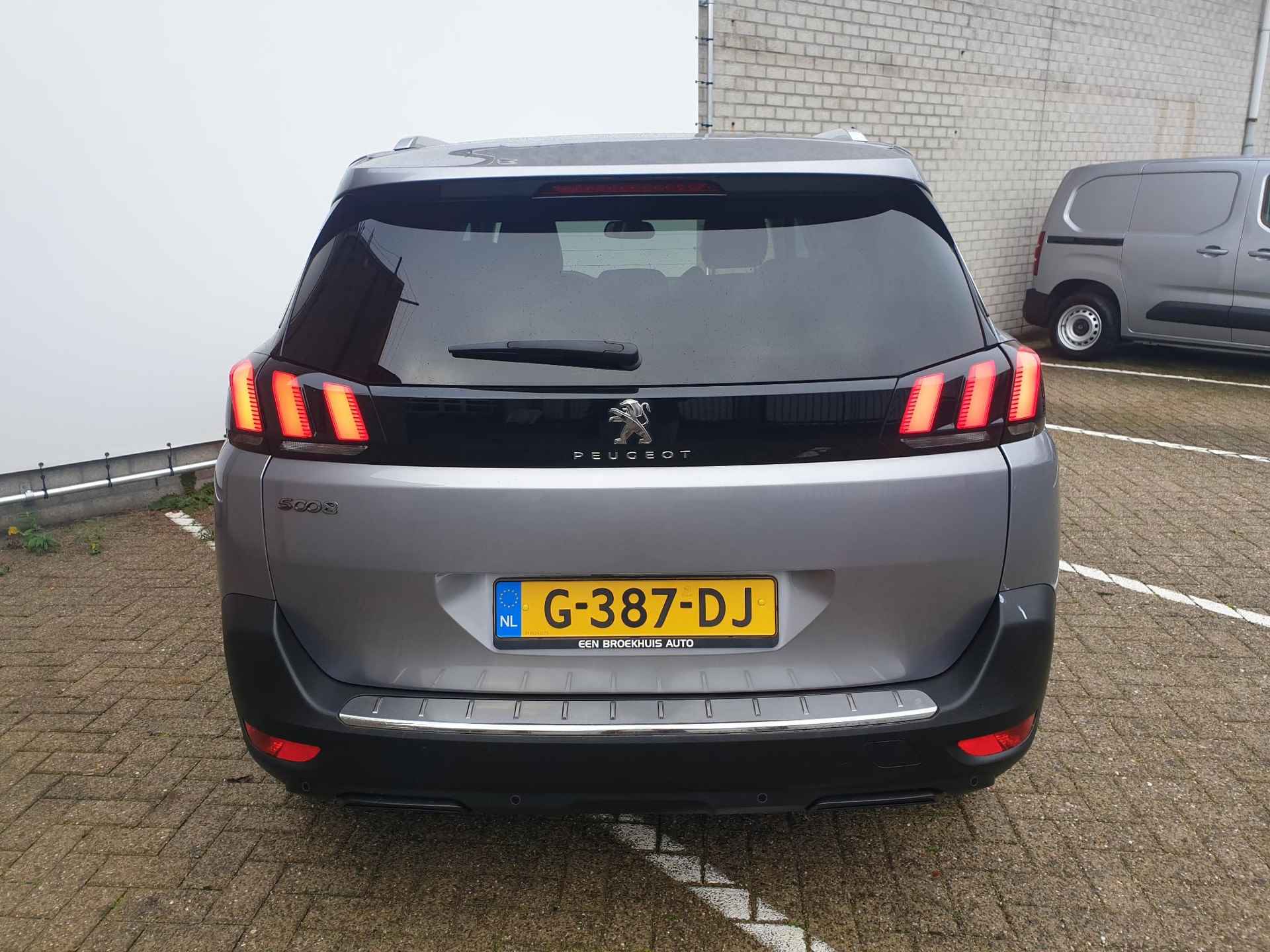 Peugeot 5008 1.2 PureTech Blue Lease Premium | Navigatie | Camera | Cruise Control - 10/45