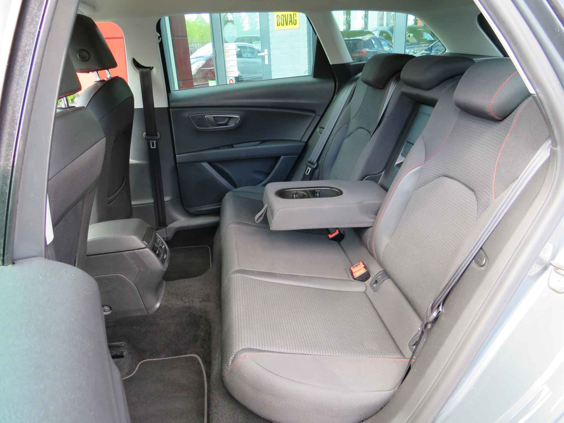 SEAT León ST 1.4 EcoTSI FR Connect| 150-PK| | Clima-Airco | Navigatie | Parkeersensoren | Incl. BOVAG Garantie | - 21/52