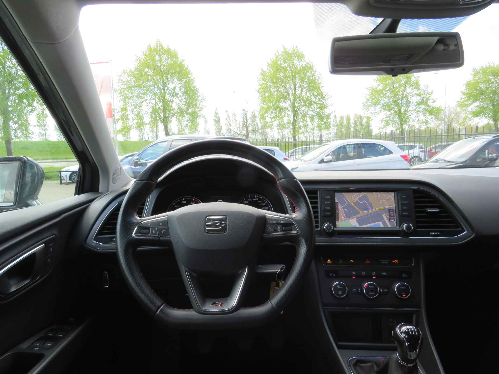 SEAT León ST 1.4 EcoTSI FR Connect| 150-PK| | Clima-Airco | Navigatie | Parkeersensoren | Incl. BOVAG Garantie | - 26/52