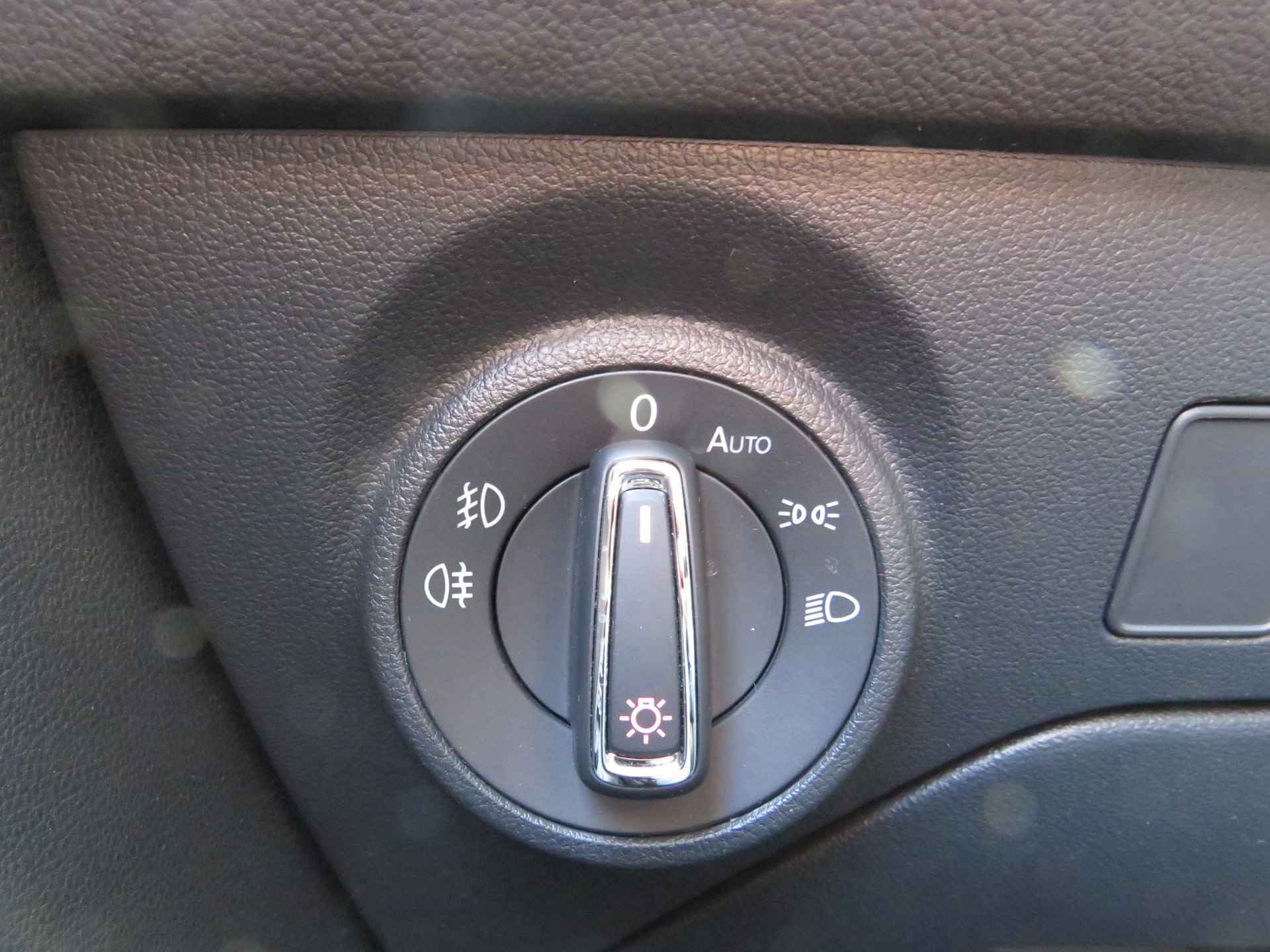 SEAT León ST 1.4 EcoTSI FR Connect| 150-PK| | Clima-Airco | Navigatie | Parkeersensoren | Incl. BOVAG Garantie | - 31/52
