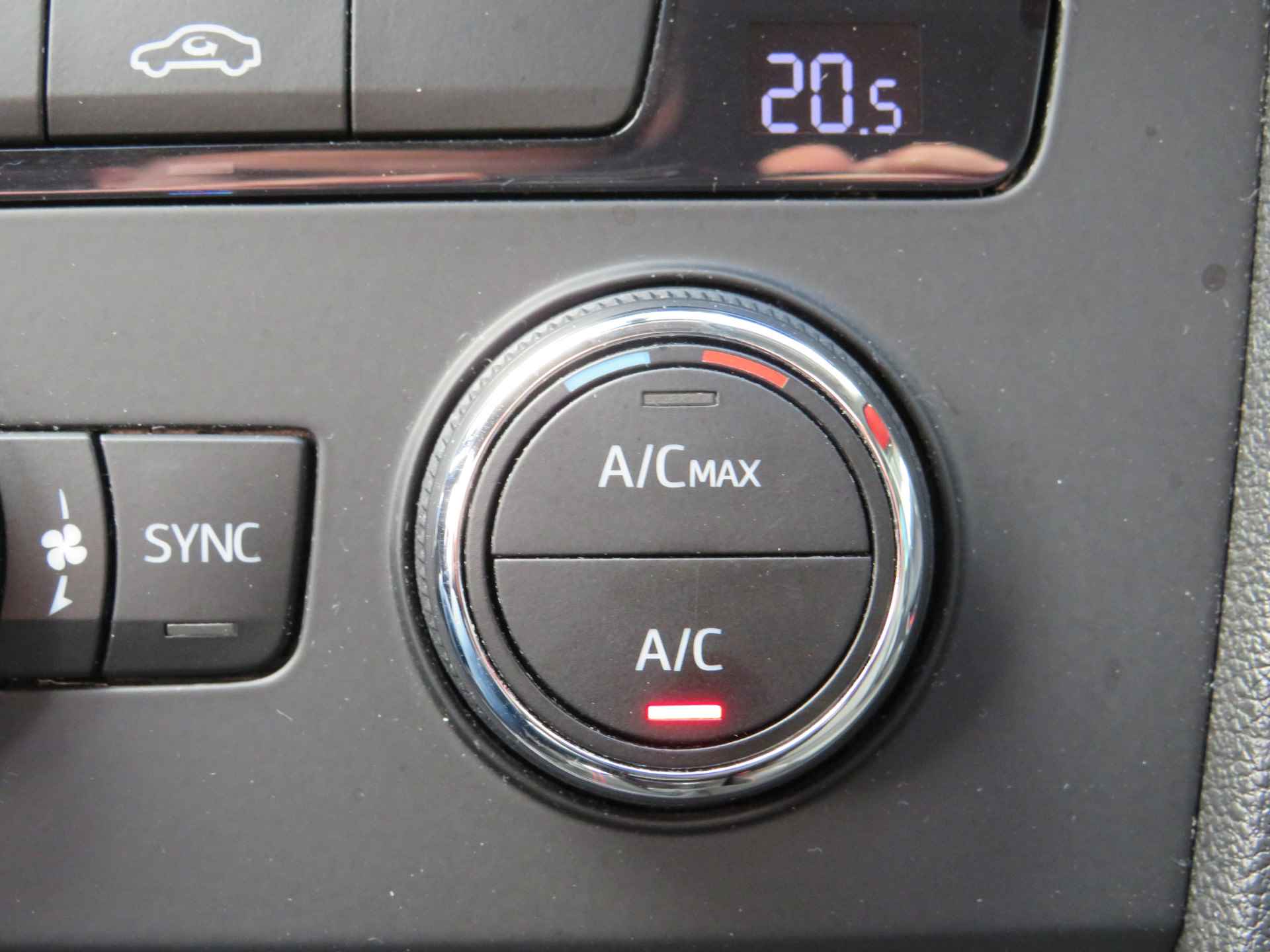 SEAT León ST 1.4 EcoTSI FR Connect| 150-PK| | Clima-Airco | Navigatie | Parkeersensoren | Incl. BOVAG Garantie | - 40/52