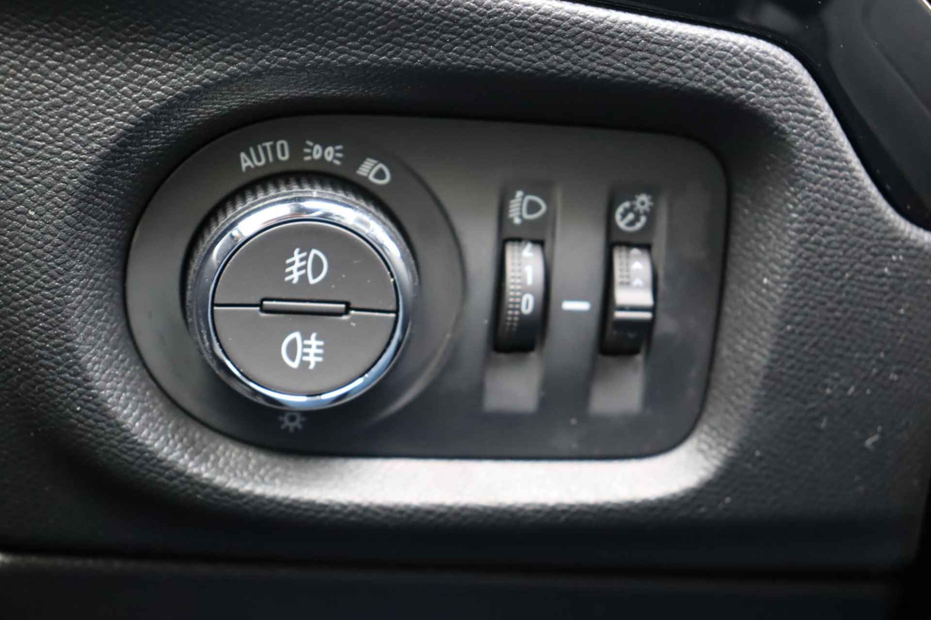 Opel Corsa 1.2T 100PK GS Line | Stoel-Stuurverwarming | Panoramadak | Climate Control - 15/41