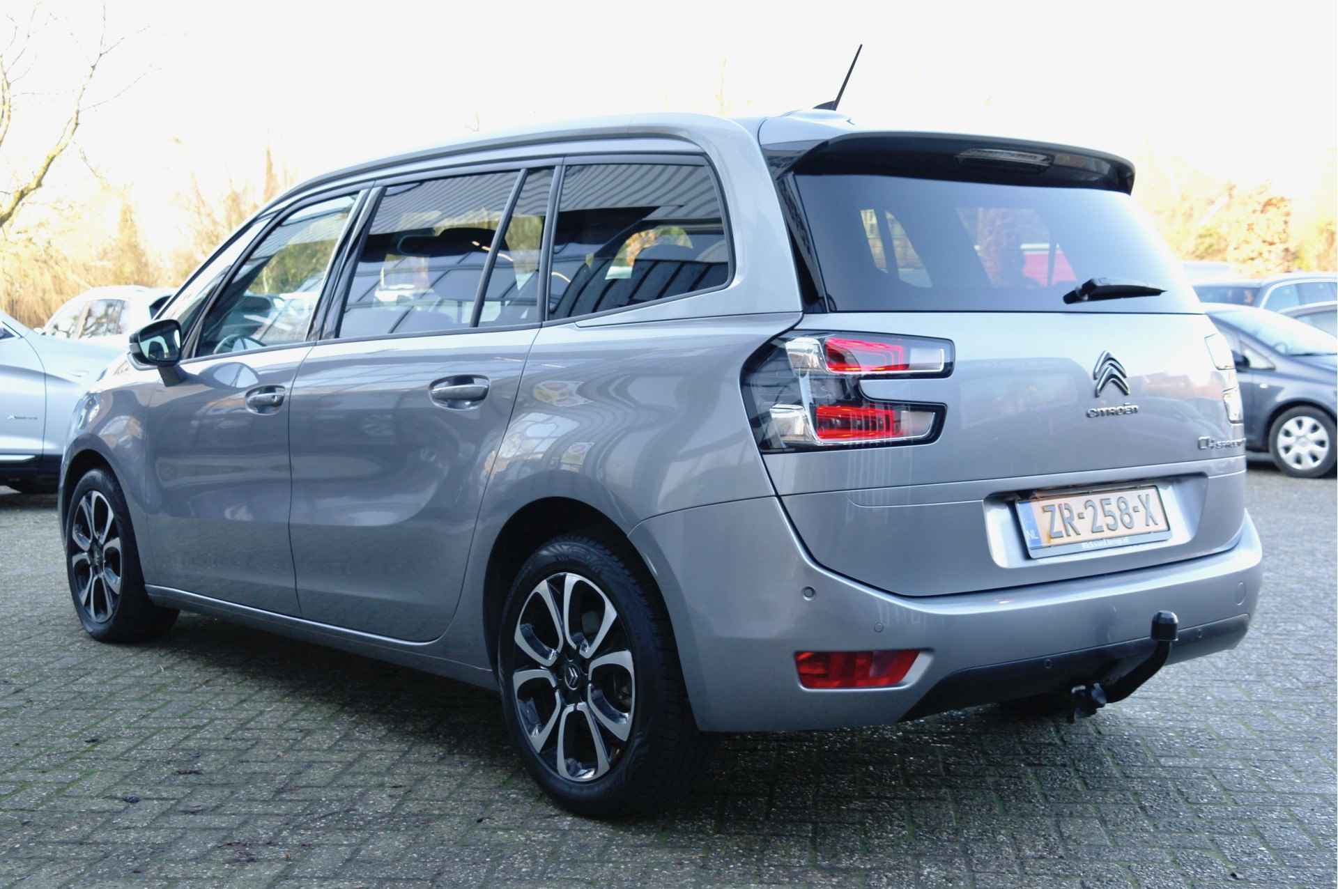 Citroën Grand C4 Spacetourer 1.2 131PK PureTech Business | 7-Zits | CarPlay | NL-Auto - 17/34