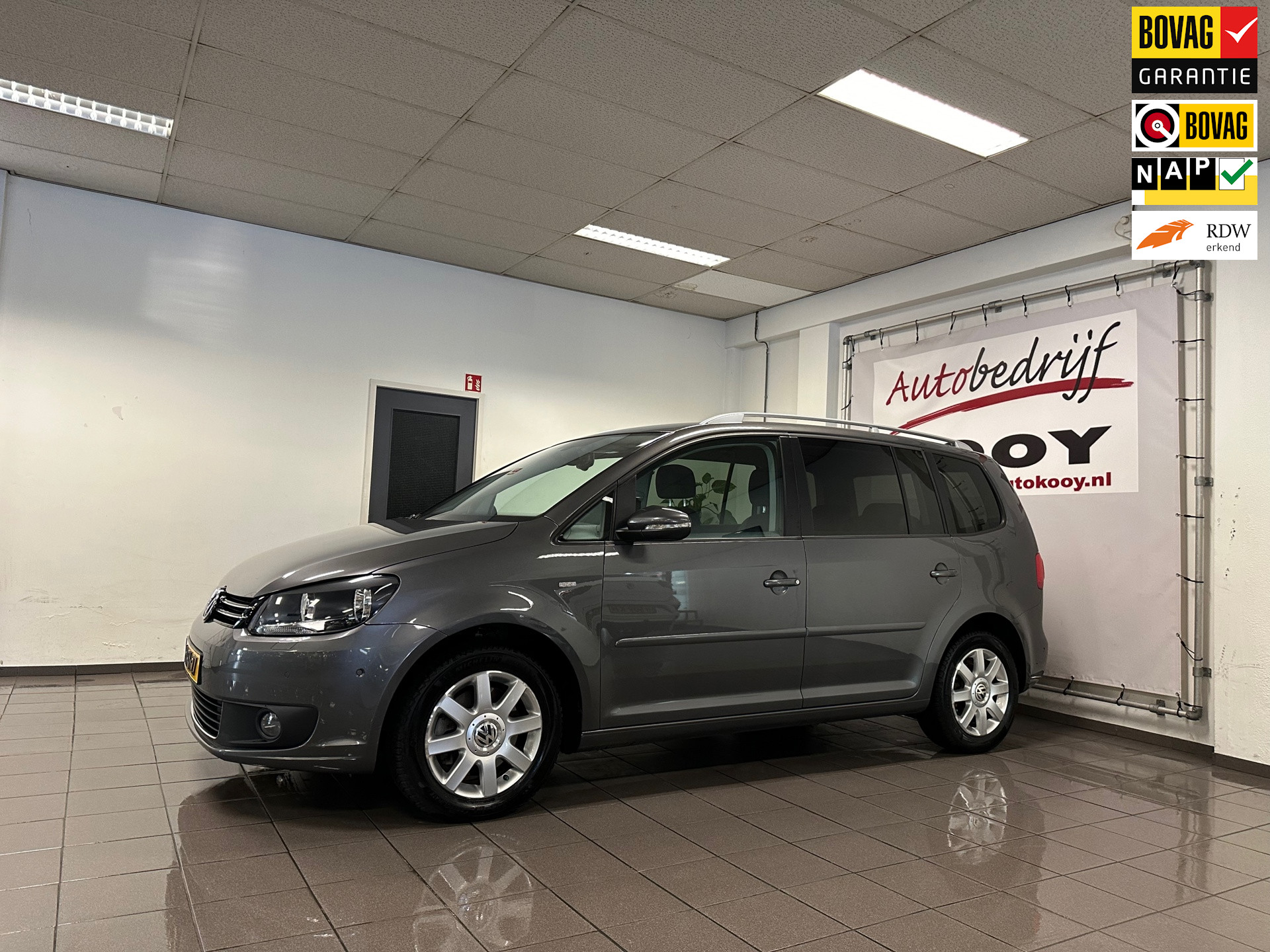 Volkswagen Touran 1.4 TSI Highline * Automaat / Afn. Trekhaak / Navigatie / Cruise control *