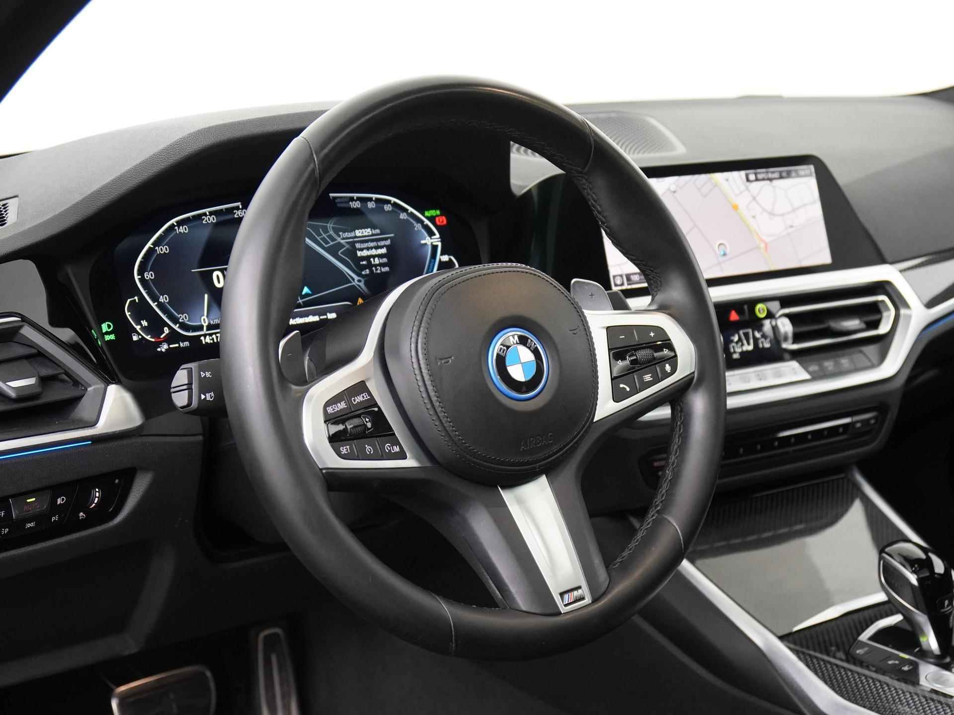 BMW 3 Serie 330e M Sport Shadow | Schuifdak | Leder/Alcantara | Comfort Access | Carplay | Zondag Open! - 34/43