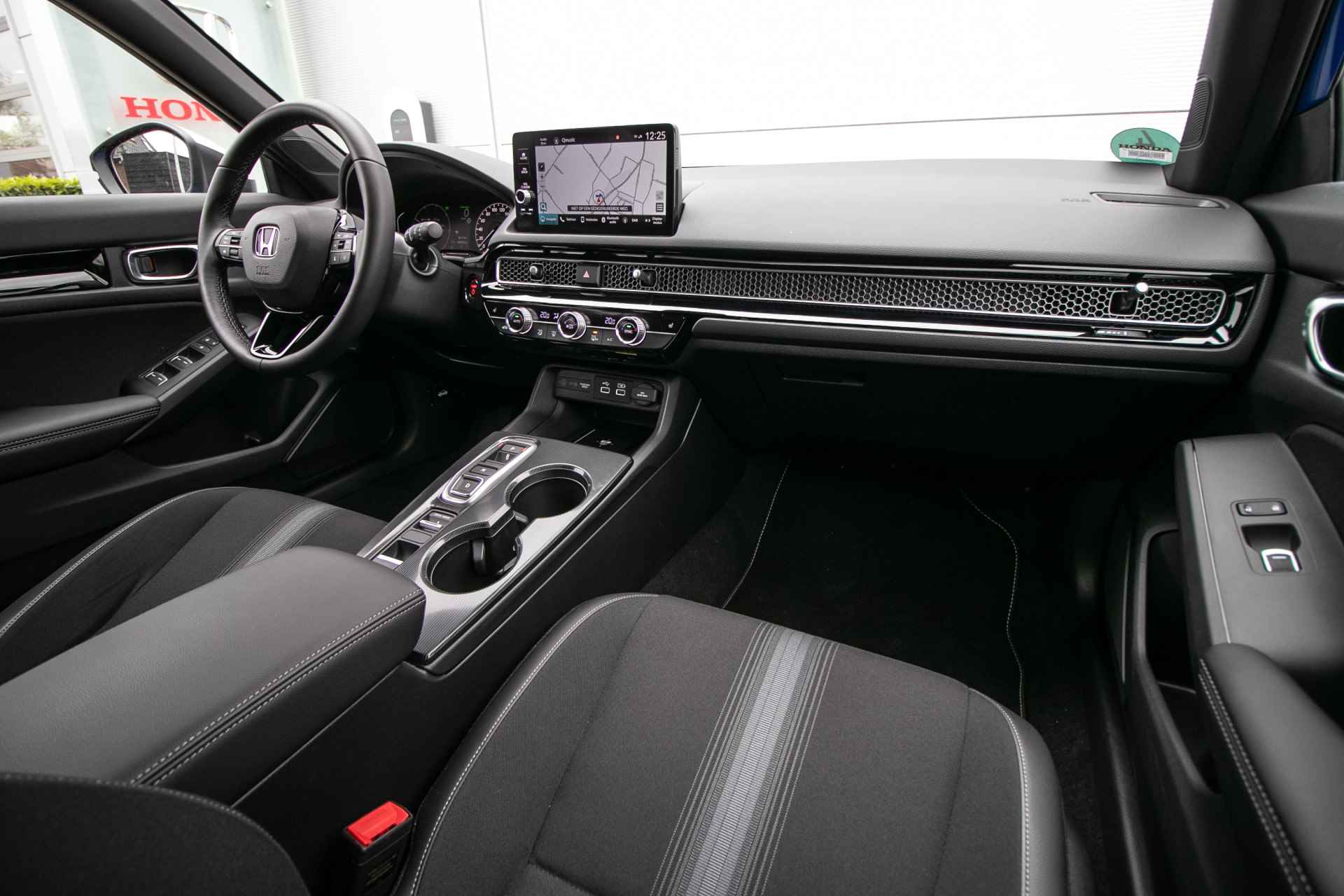 Honda Civic 2.0 e:HEV Sport automaat All-in rijklaarprijs | Nordic silver package | Ad. Cruise | Stoelverw. - 4/45