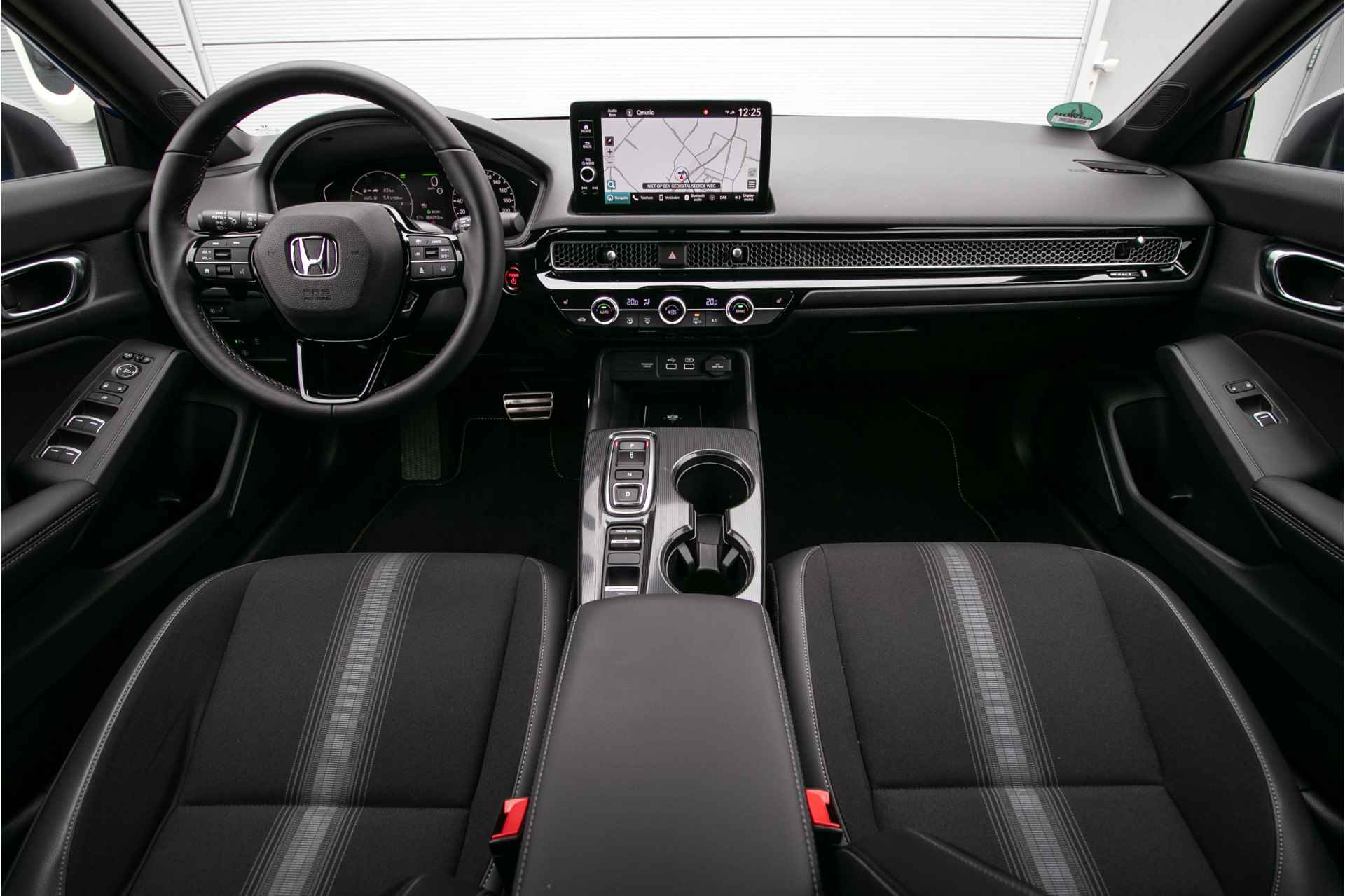 Honda Civic 2.0 e:HEV Sport automaat All-in rijklaarprijs | Nordic silver package | Ad. Cruise | Stoelverw. - 11/45
