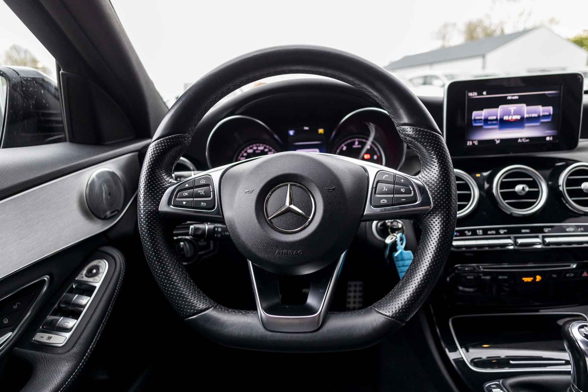 Mercedes-Benz C-Klasse Estate 180 CDI AMG Sport Edition | NL Auto | Trekhaak | Volleder | Burmester | - 22/51