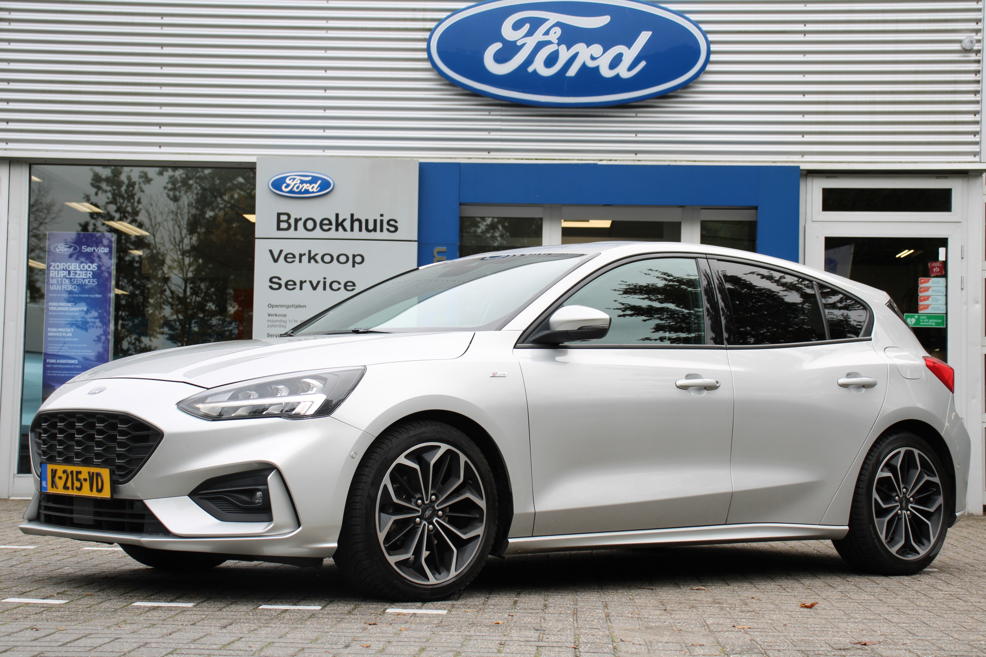 Ford Focus 1.0EB ST-LINE AUTOMAAT | DEALER OH! | NAVI | WINTER PACK | CAMERA | CRUISE | CLIMA | PARK SENS V+A | LED | 18' LM. VELGEN