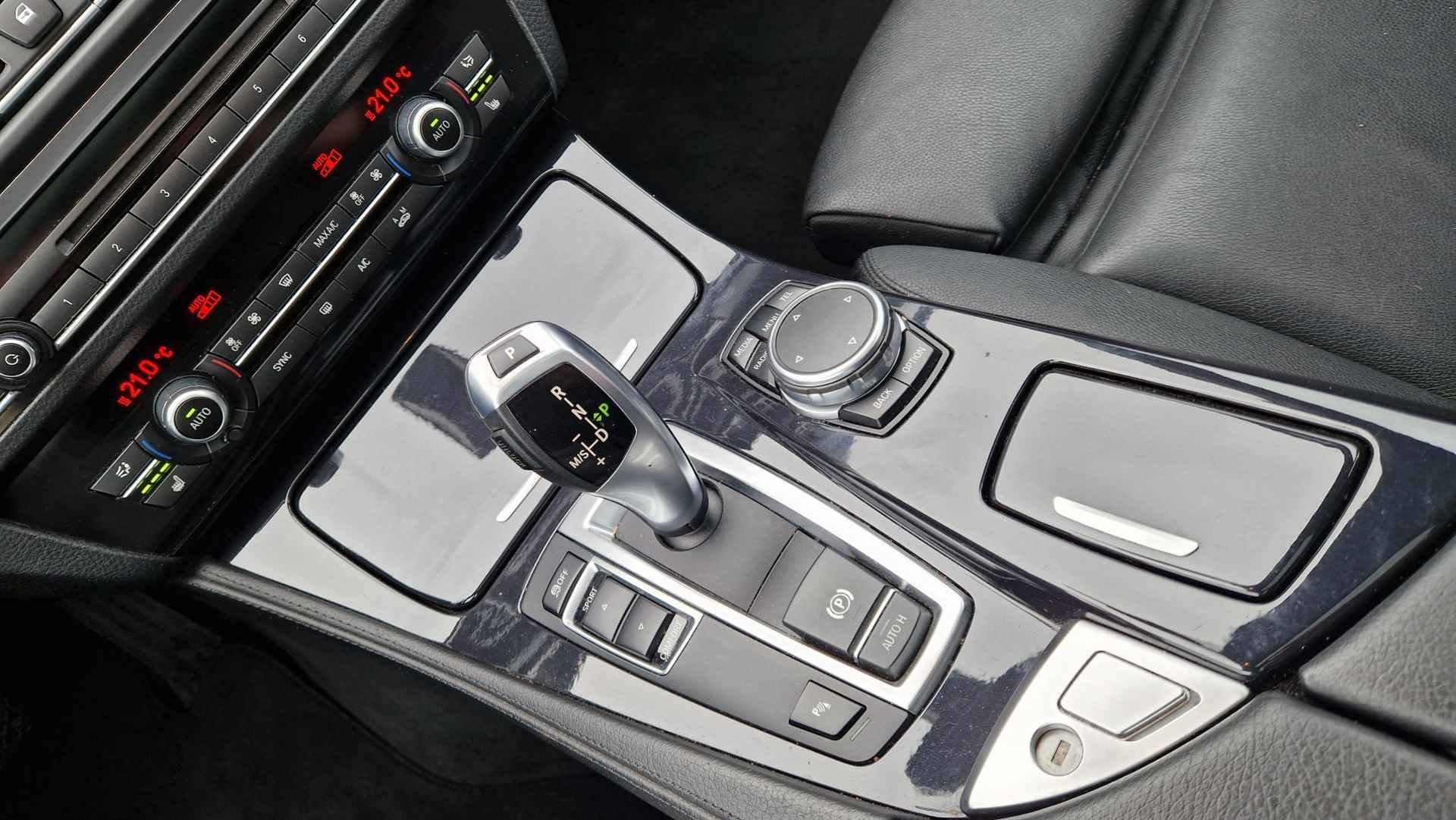 BMW 5-serie 520i High Executive - 11/29