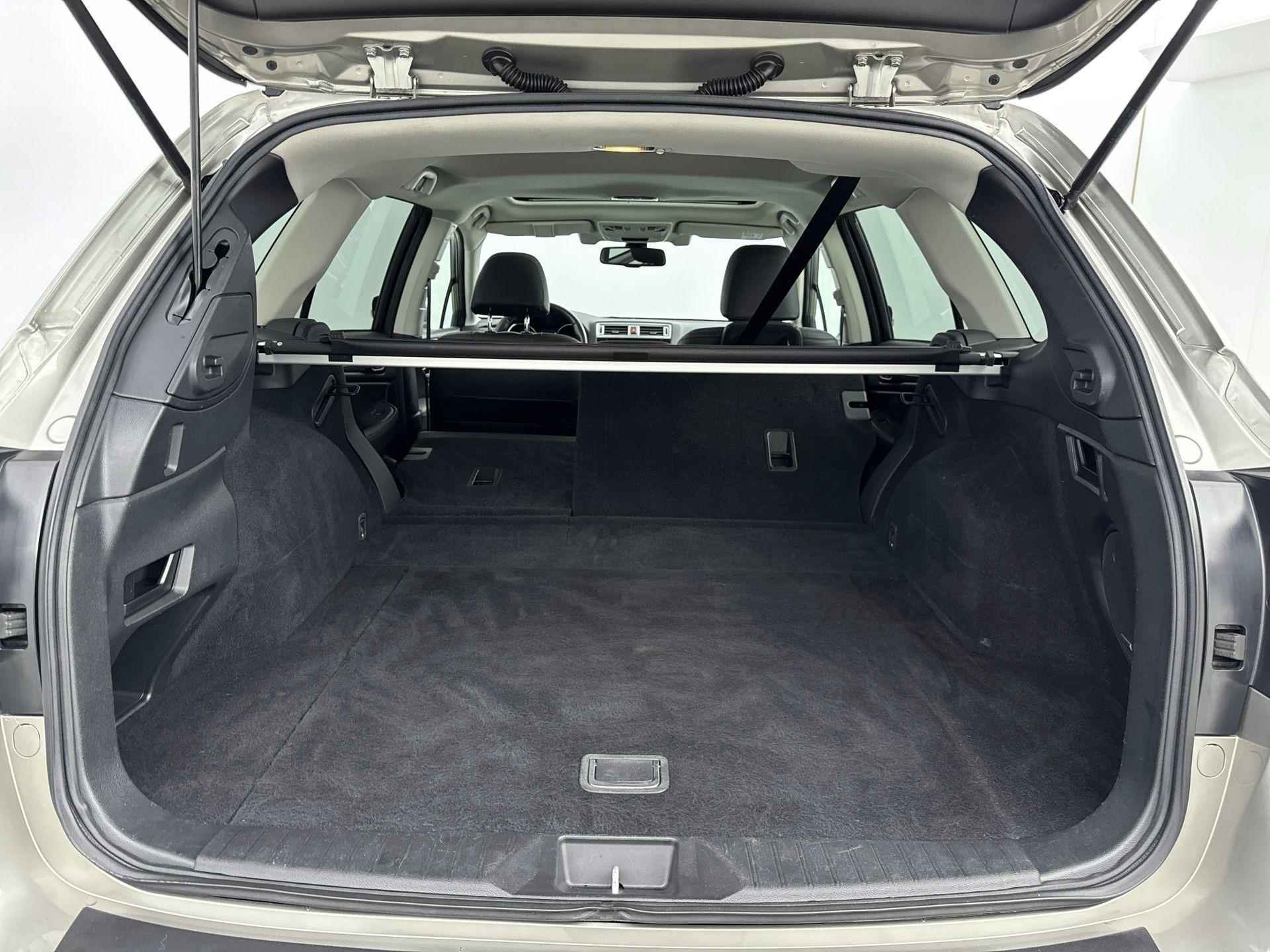 Subaru Outback 2.5i Premium Aut. | Leer | Schuifdak | Trekhaak | Trekgewicht 2100kg | Stoelverwarming | Adaptive cruise | - 23/32