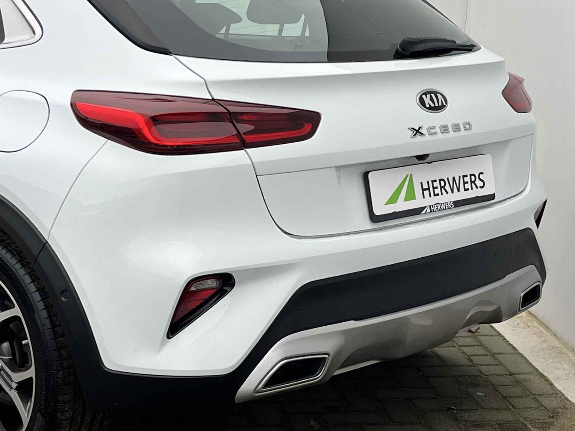 Kia XCeed 1.6 GDi PHEV DynamicPlusLine Automaat / 18" Lichtmetalen velgen / Adaptieve cruise control / Dodehoekdetectie / Winterset beschikbaar tegen meerprijs - 44/54