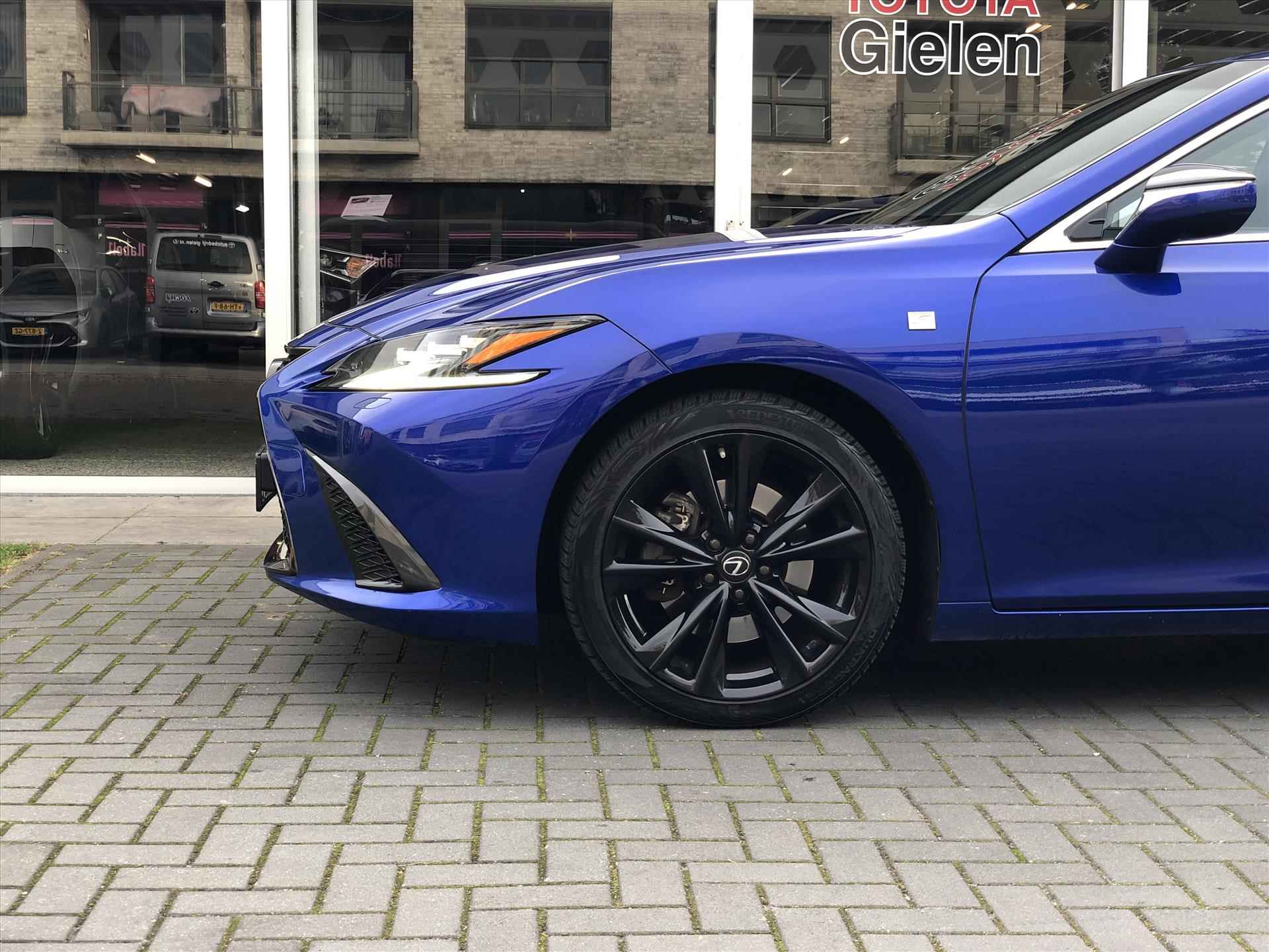 Lexus Es 300h F Sport Line | Schuifdak, Mark Levinson, HUD, Leer, Stoelventilatie, 360 graden camera, Dodehoekherkenning, Eerste eigenaar, BTW auto - 9/43