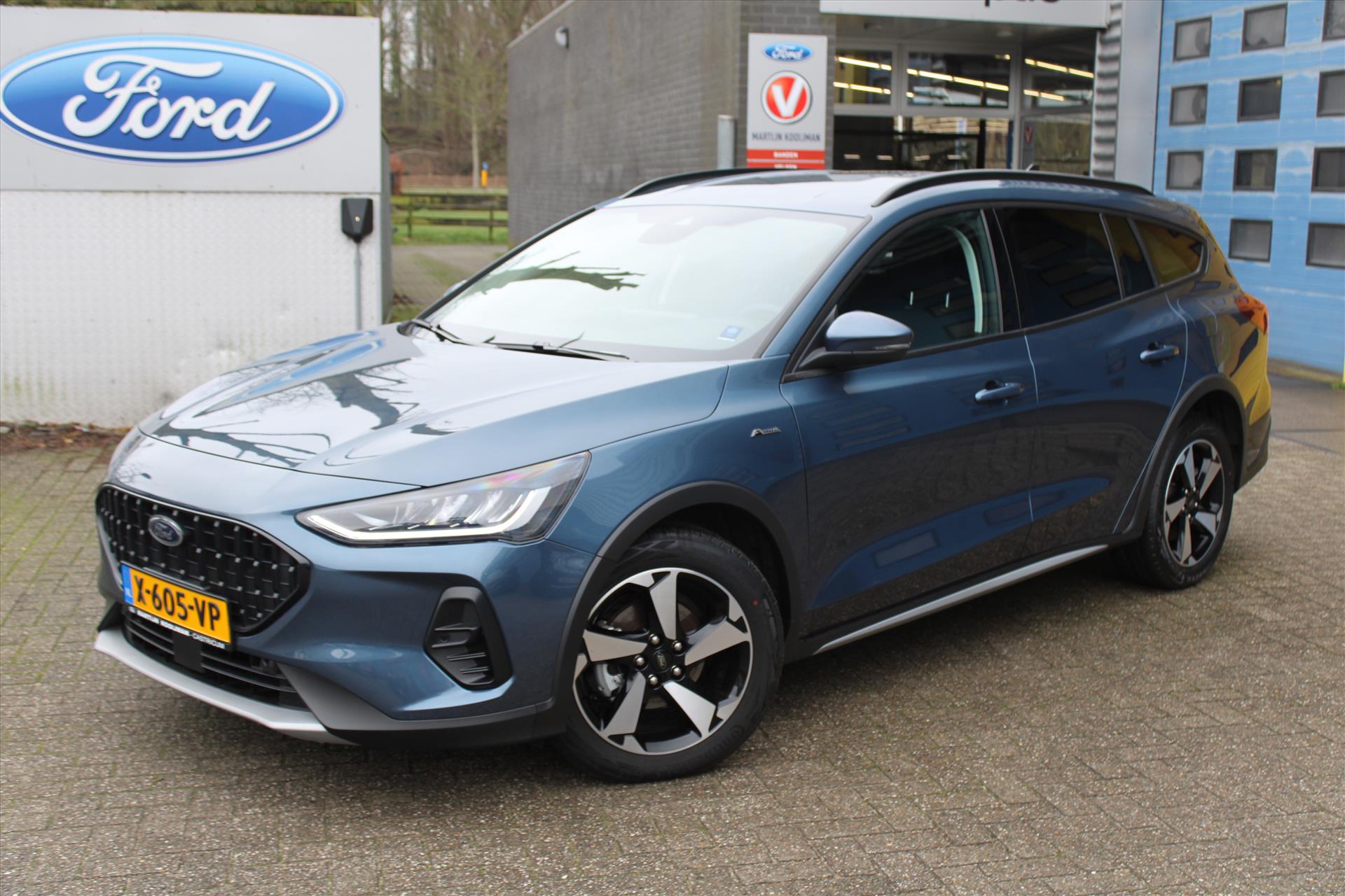 Ford Focus 1.0 EcoBoost Hybrid 155pk Active X Wagon, Winterpack, Adaptive Cruise bij viaBOVAG.nl