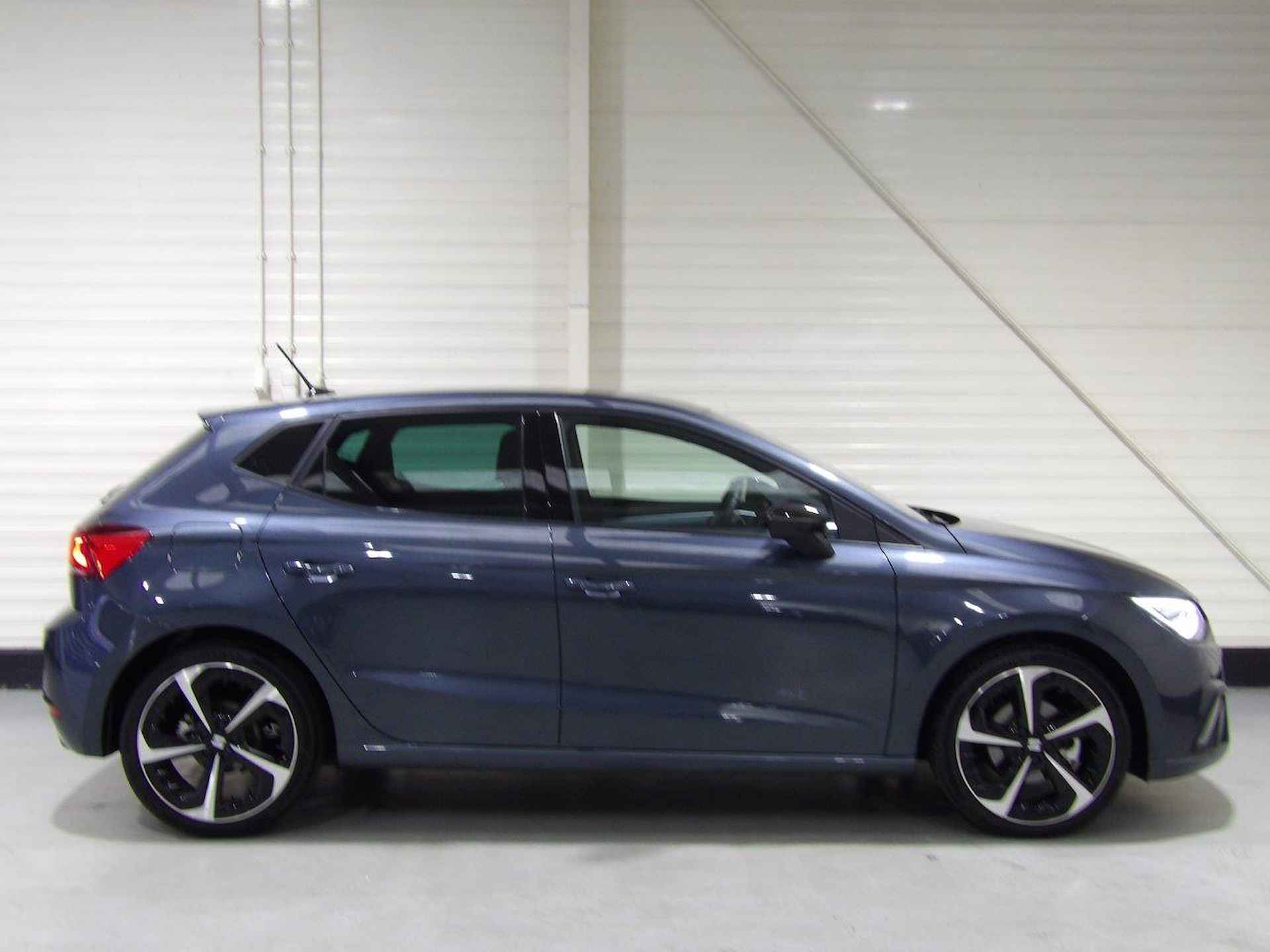 SEAT Ibiza 1.0 TSI 110pk DSG-7 FR - 11/47