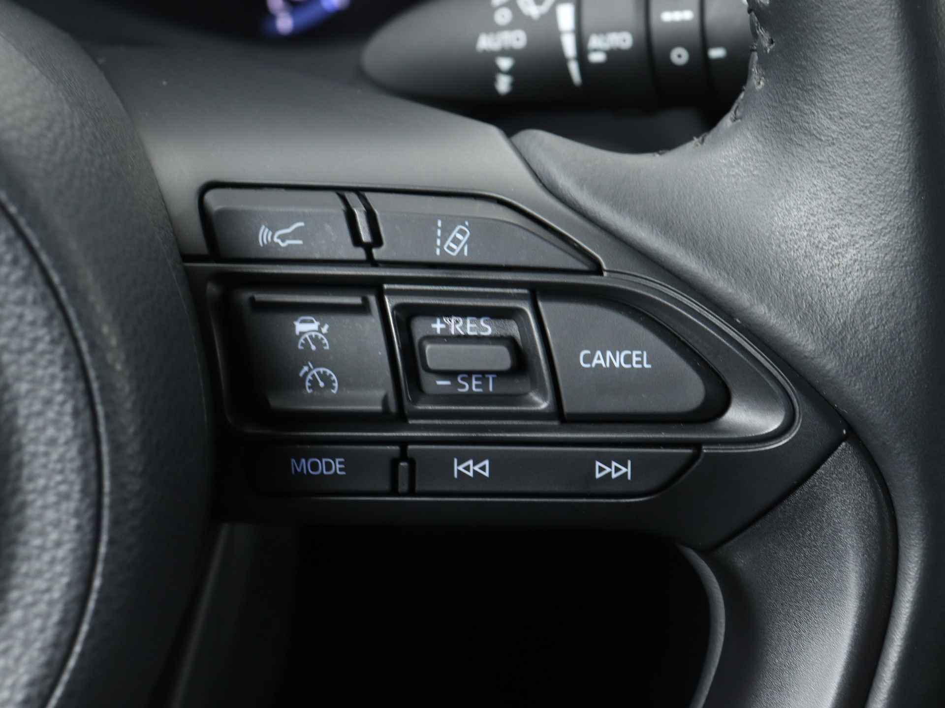 Toyota Yaris Cross 1.5 Hybrid Dynamic | Cloud Navigatie | Climate Control | LED | - 26/42