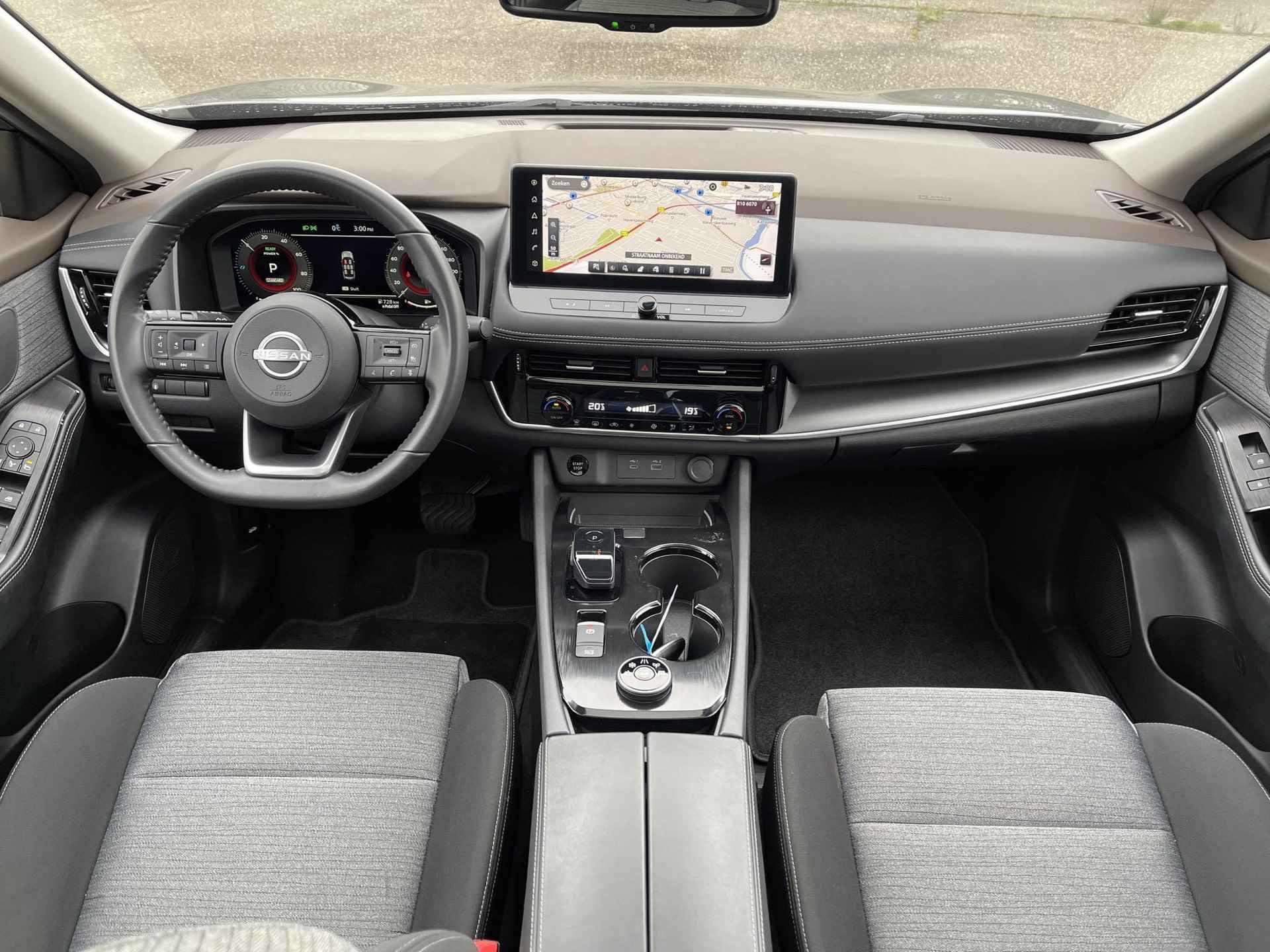Nissan X-Trail 1.5 e-4orce N-Connecta 4WD 7p. Lounge Pack / PRIJS = RIJKLAAR! / Panoramadak | Adapt. Cruise Control | 360° Camera | Dodehoek | Apple Carplay/Android Auto - 14/25