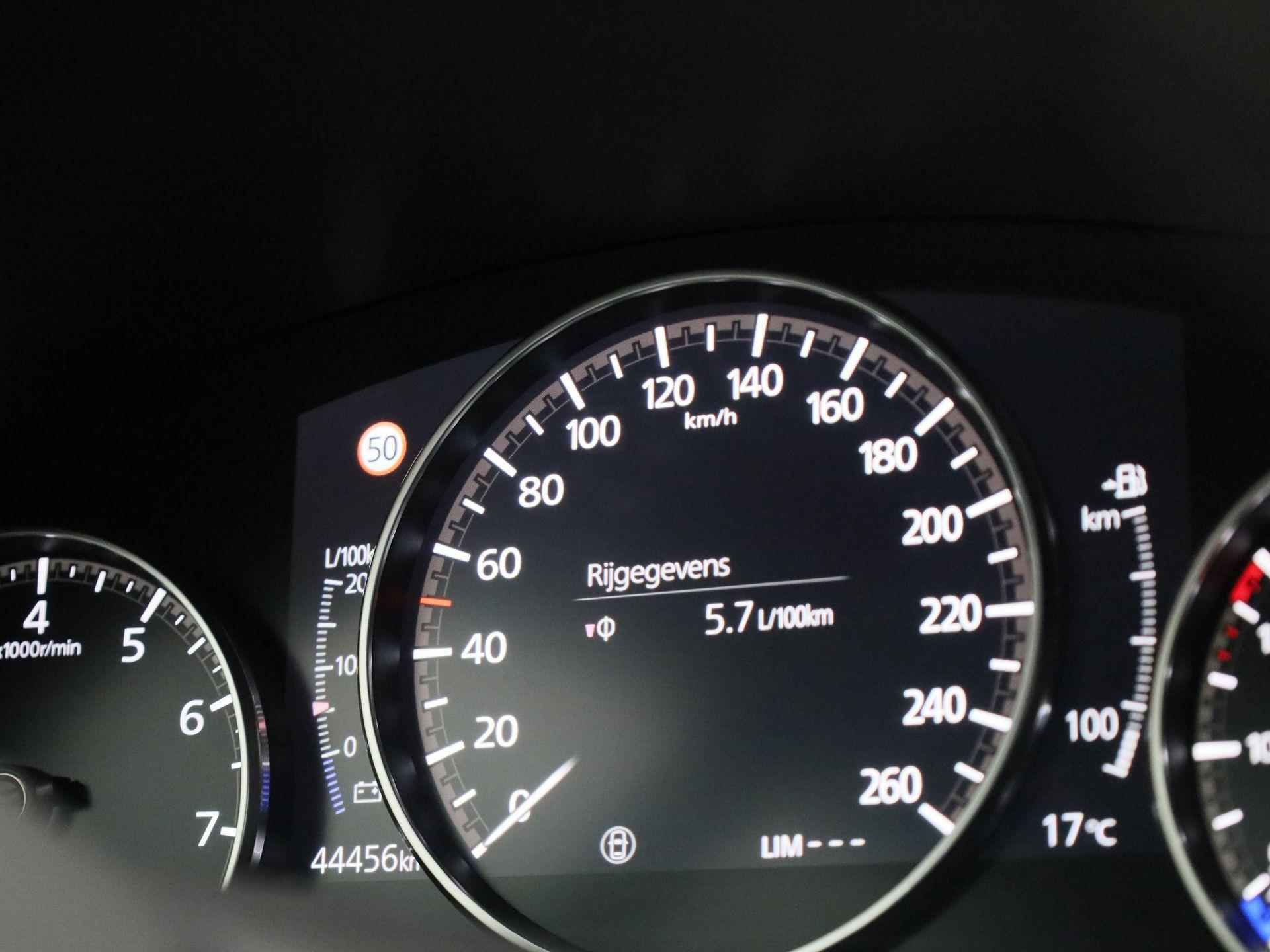 Mazda 3 2.0 e-SkyActiv-X M Hybrid 186 Comfort | Camera | Navigatie | Stoelverwarming + Stuurverwarming | Head Up Display | - 22/38