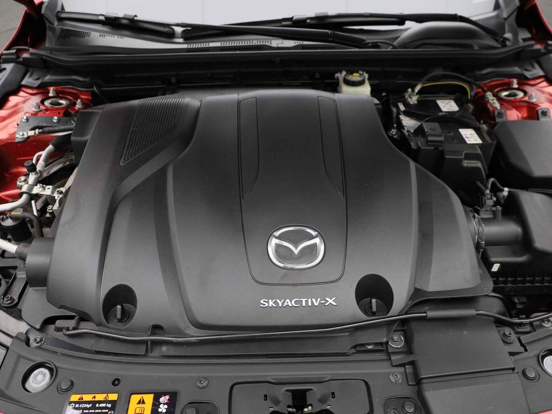 Mazda 3 2.0 e-SkyActiv-X M Hybrid 186 Comfort | Camera | Navigatie | Stoelverwarming + Stuurverwarming | Head Up Display | - 35/38