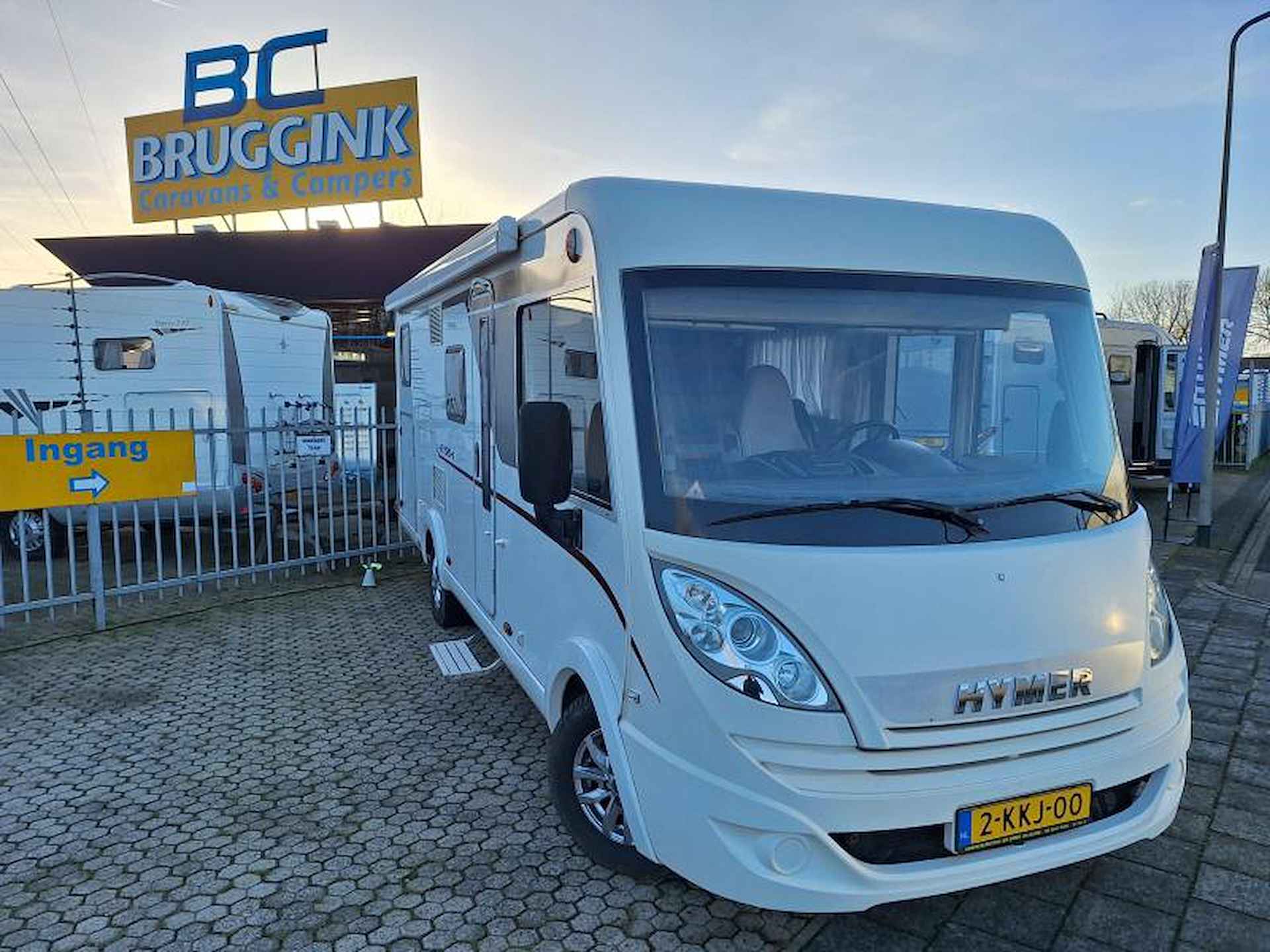 Hymer Exsis-I 578 2 APARTE BEDDEN+HEFBED - 3/20