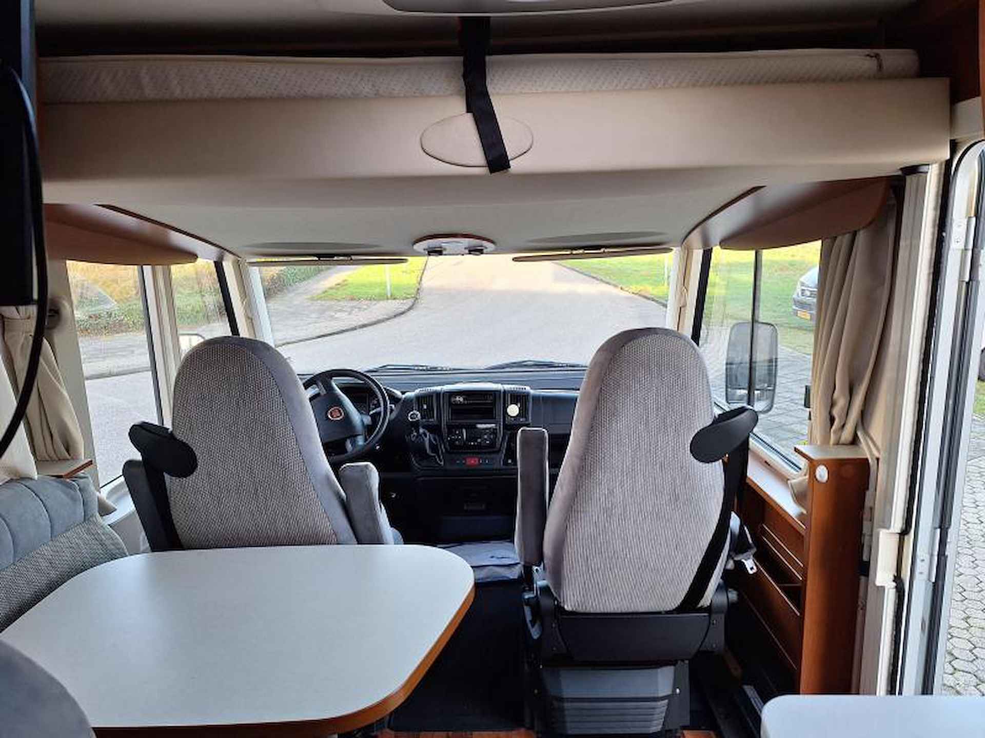 Hymer Exsis-I 578 2 APARTE BEDDEN+HEFBED - 7/20